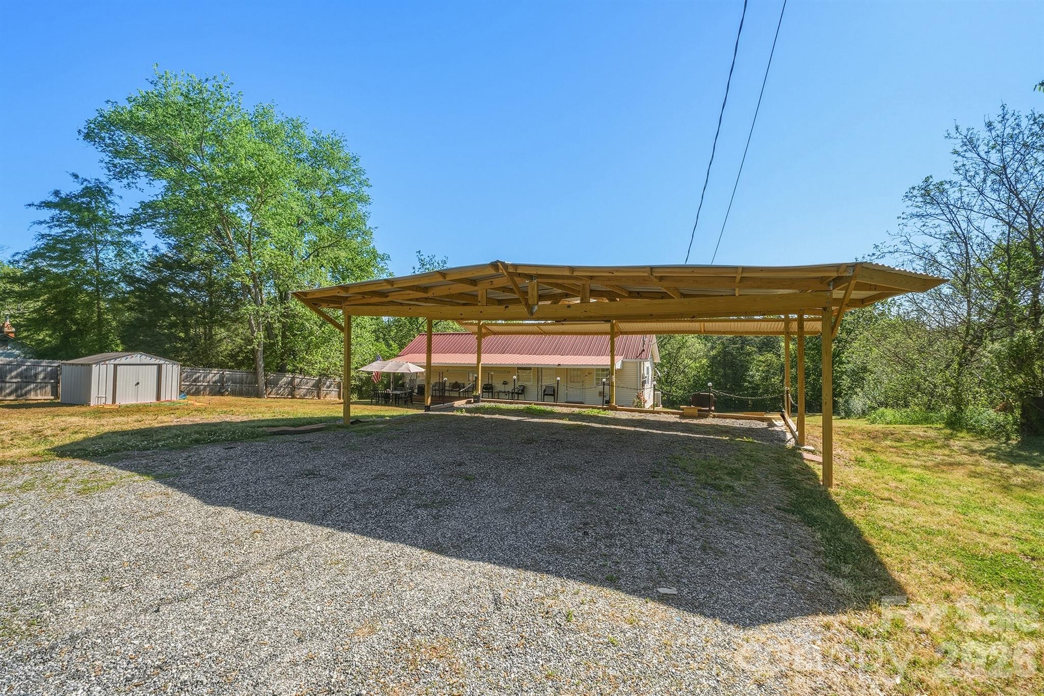 103 J A Ross Street — Morganton