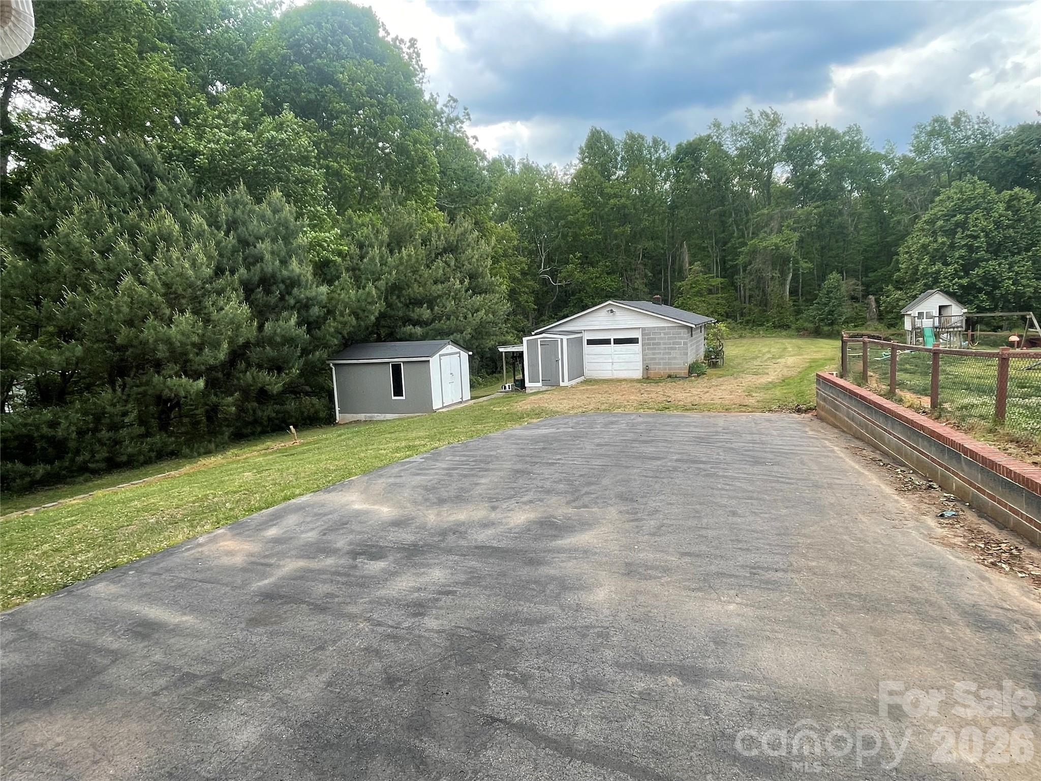 443 Pads Road — Wilkesboro