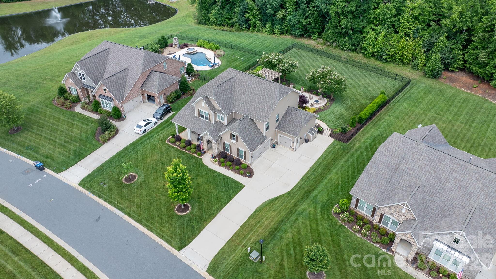 1013 Torrens Drive — Wesley Chapel
