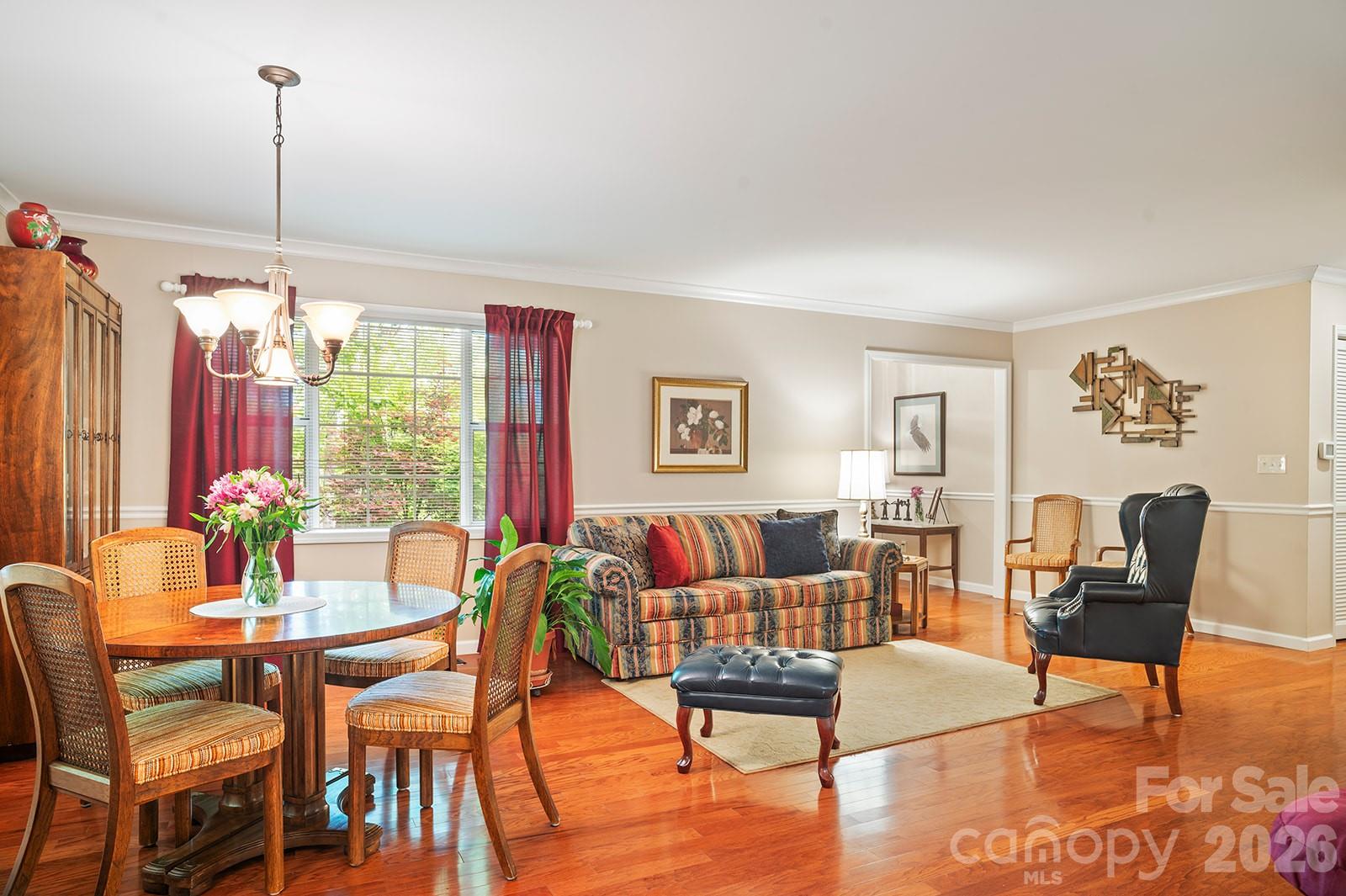 12 Steeplechase Court — Hendersonville