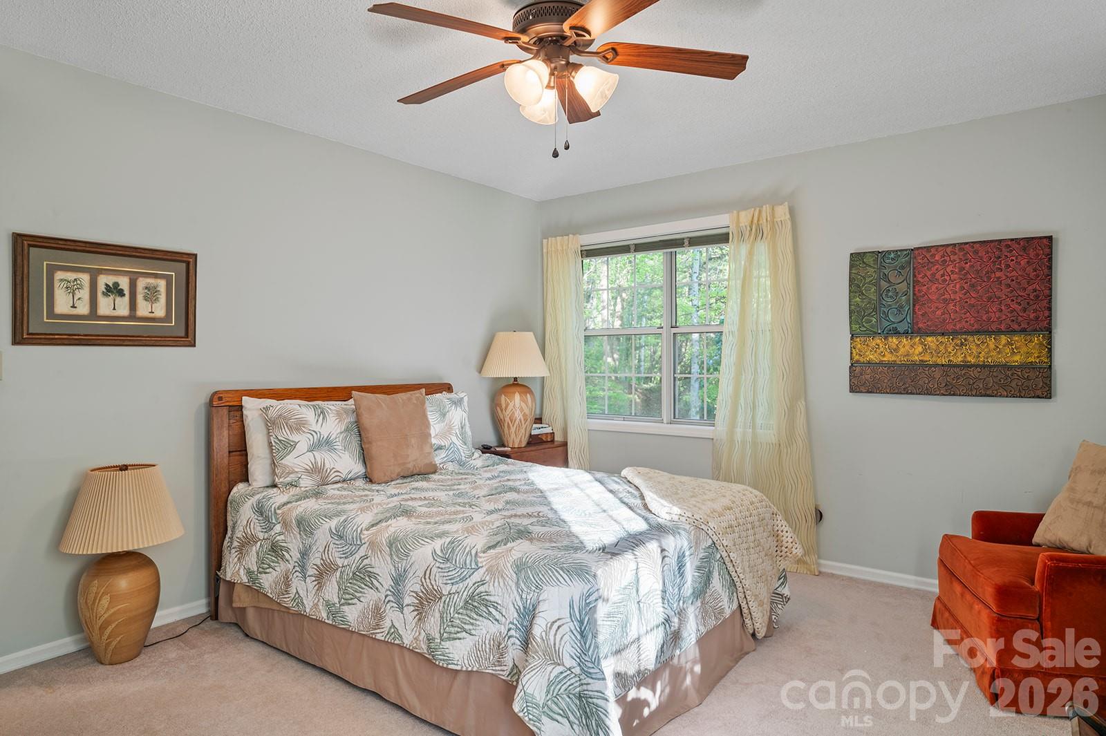 12 Steeplechase Court — Hendersonville