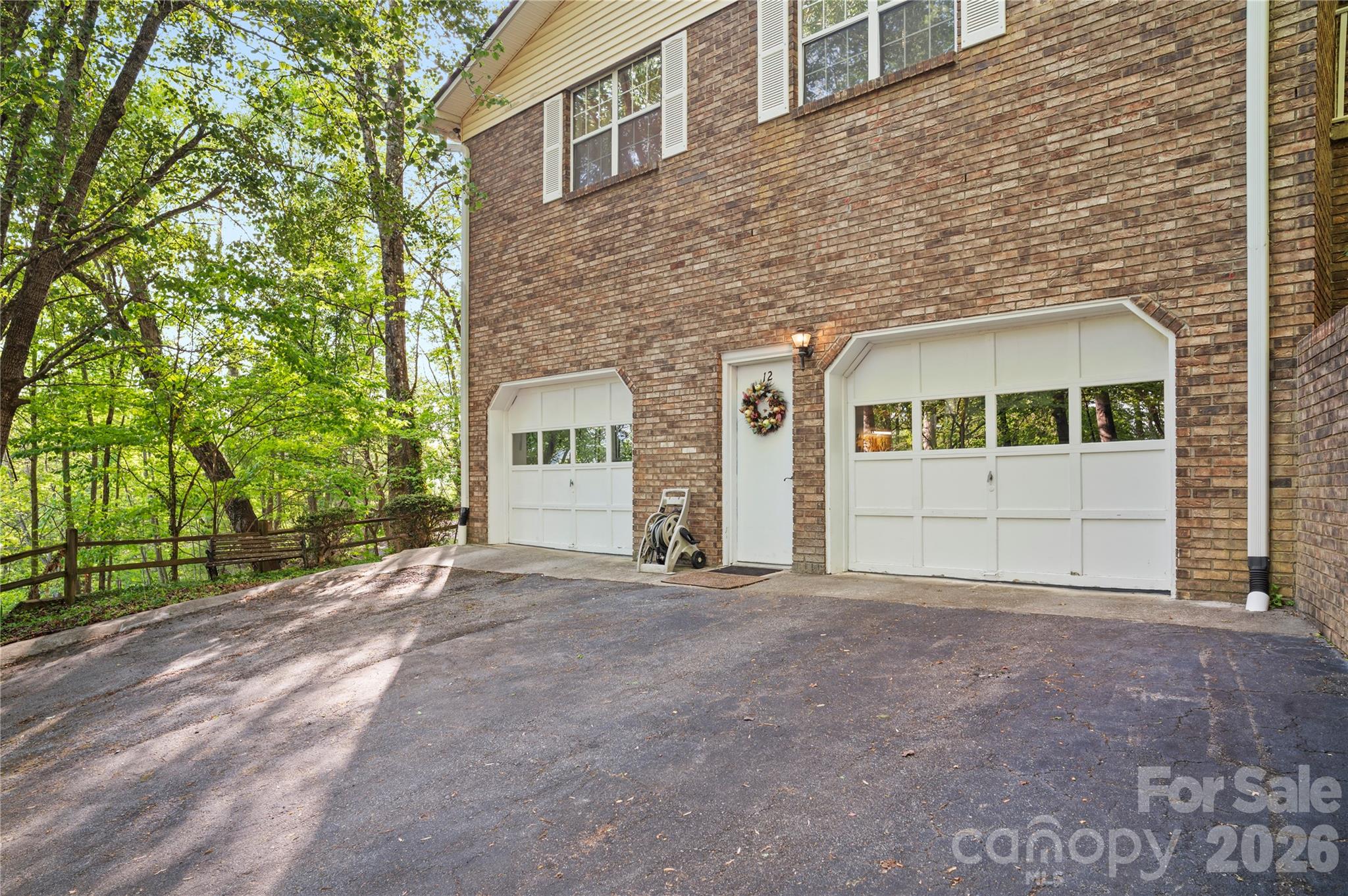 12 Steeplechase Court — Hendersonville