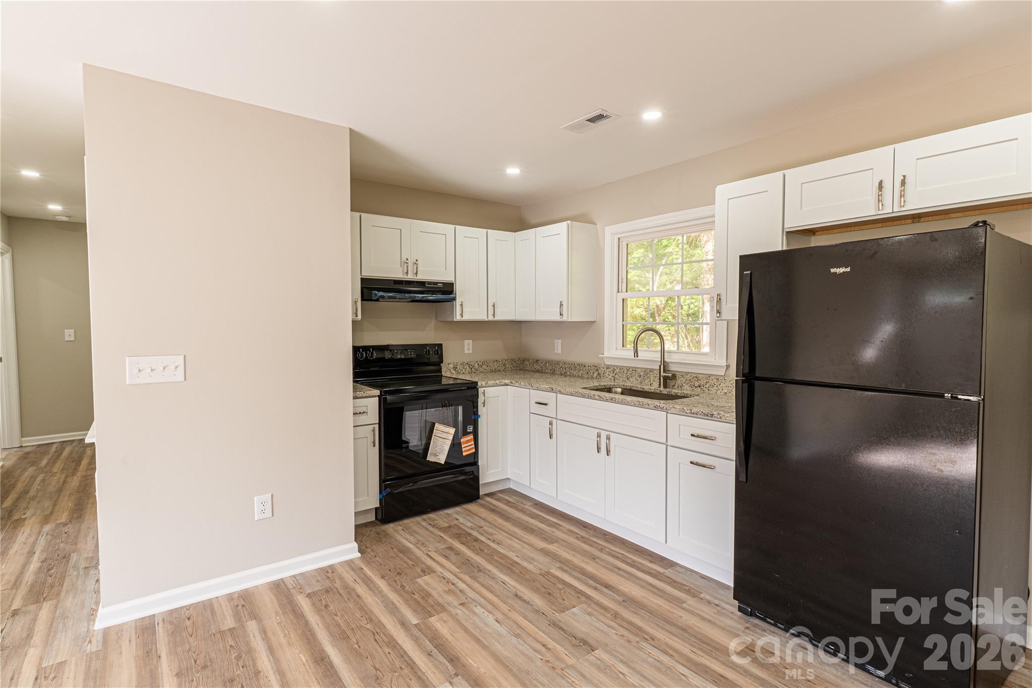 213 Washington Street — Wingate
