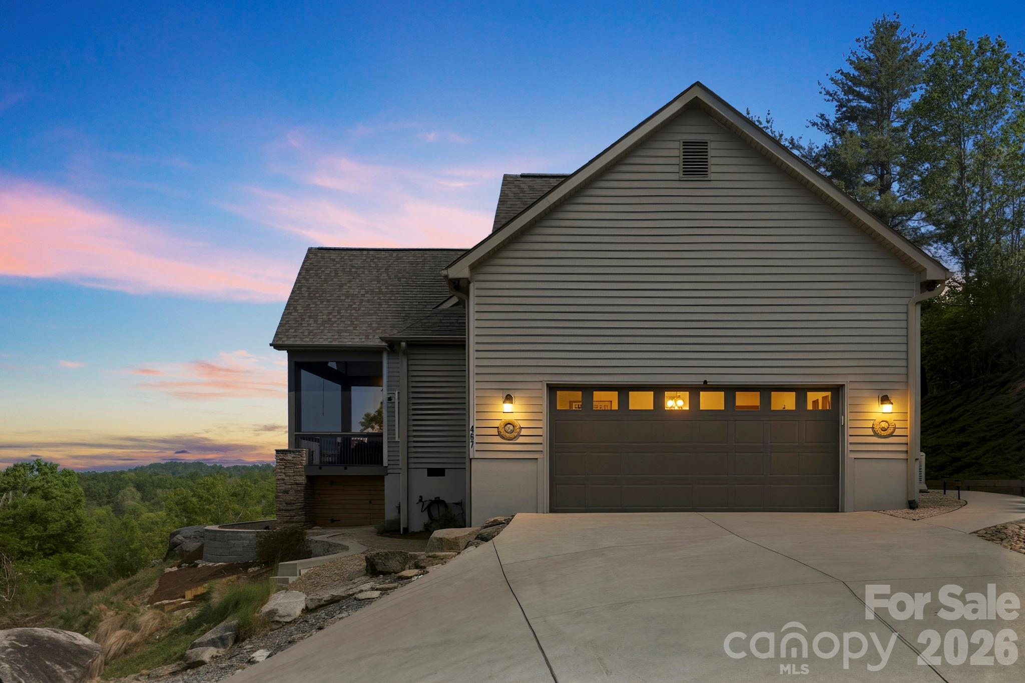 467 Crystal Heights Drive — Hendersonville