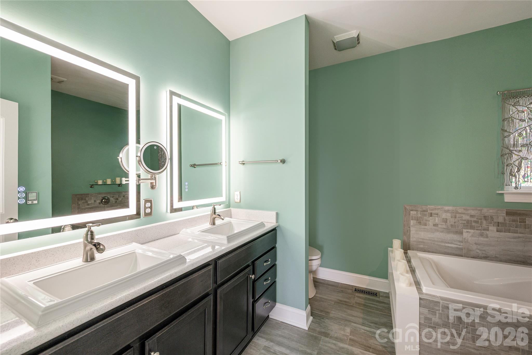467 Crystal Heights Drive — Hendersonville