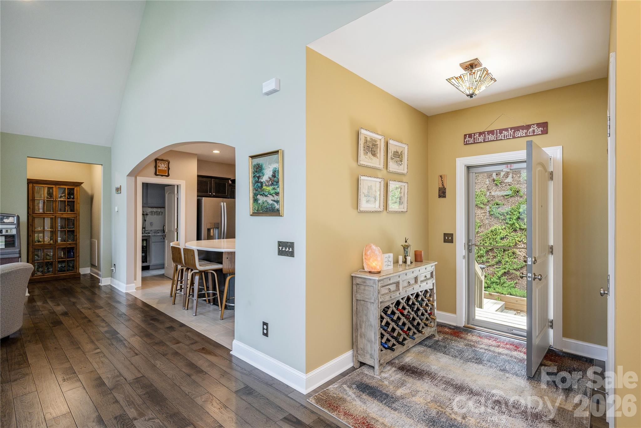 467 Crystal Heights Drive — Hendersonville