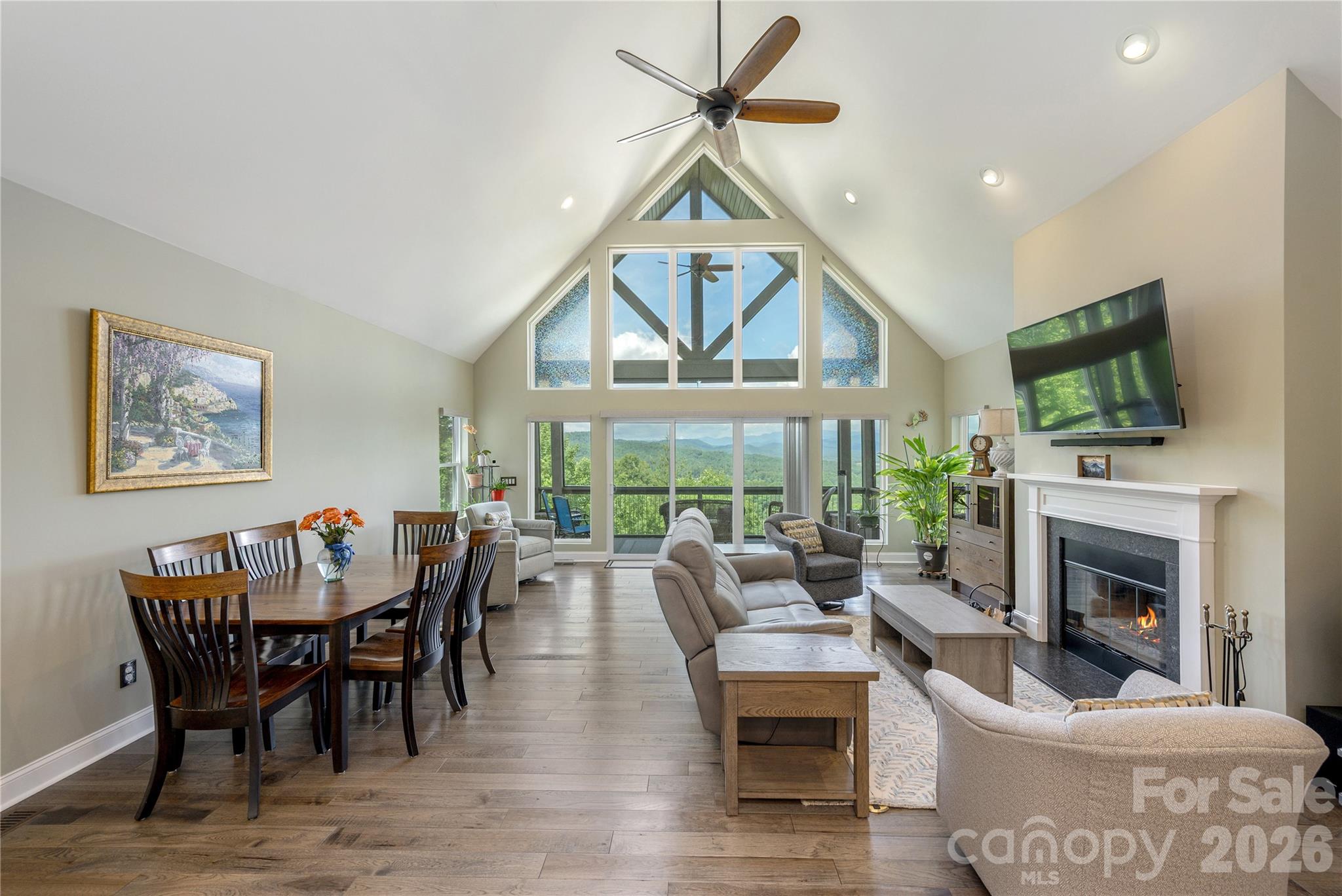 467 Crystal Heights Drive — Hendersonville