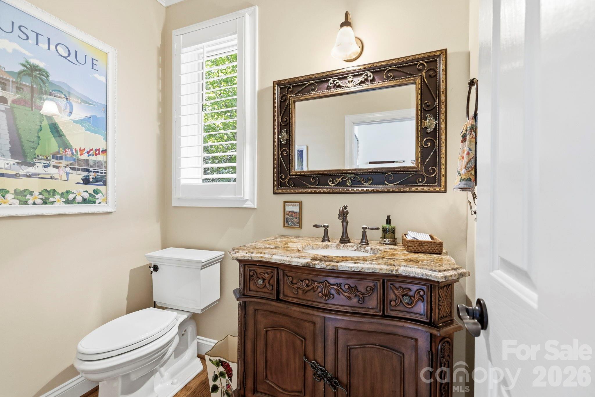 8 Spring Ridge Lane — Hendersonville