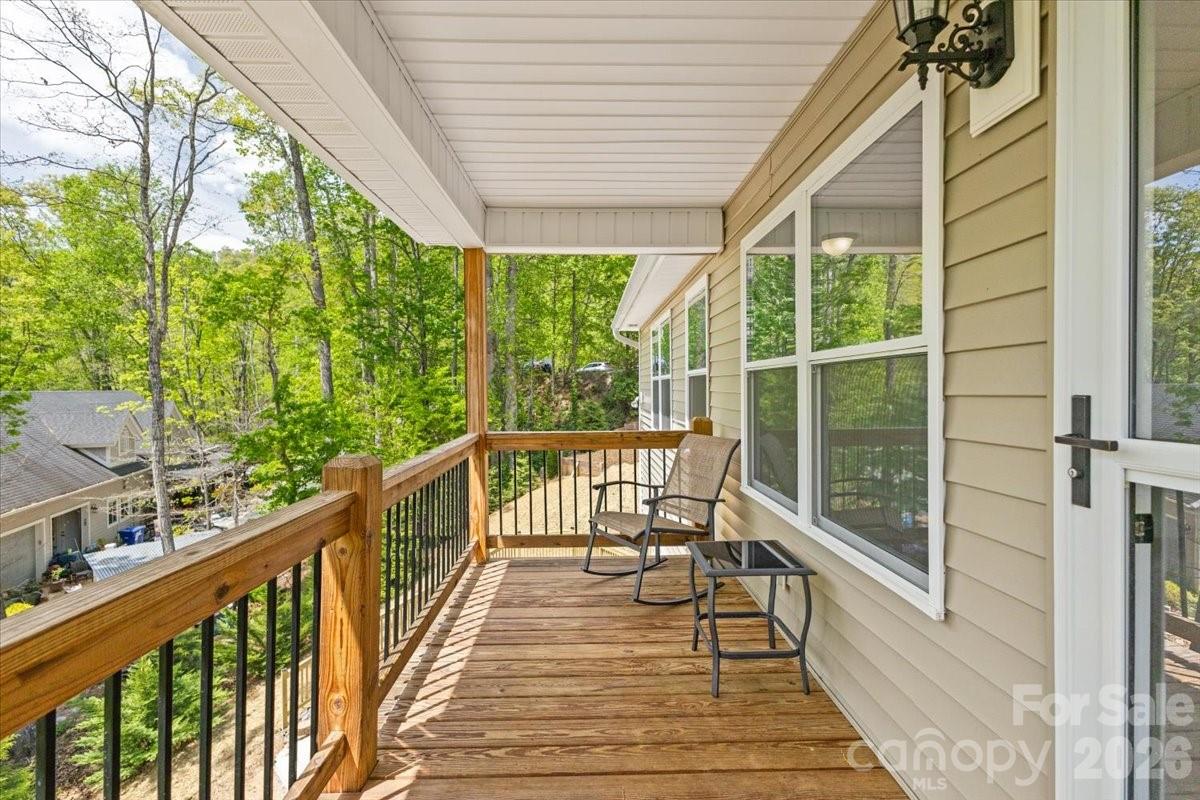 65 Leisure Lane — Swannanoa