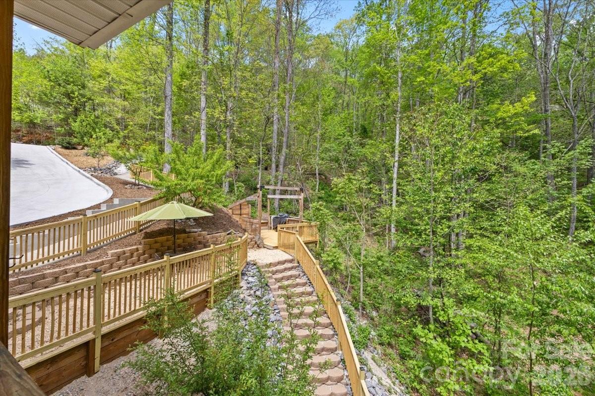 65 Leisure Lane — Swannanoa