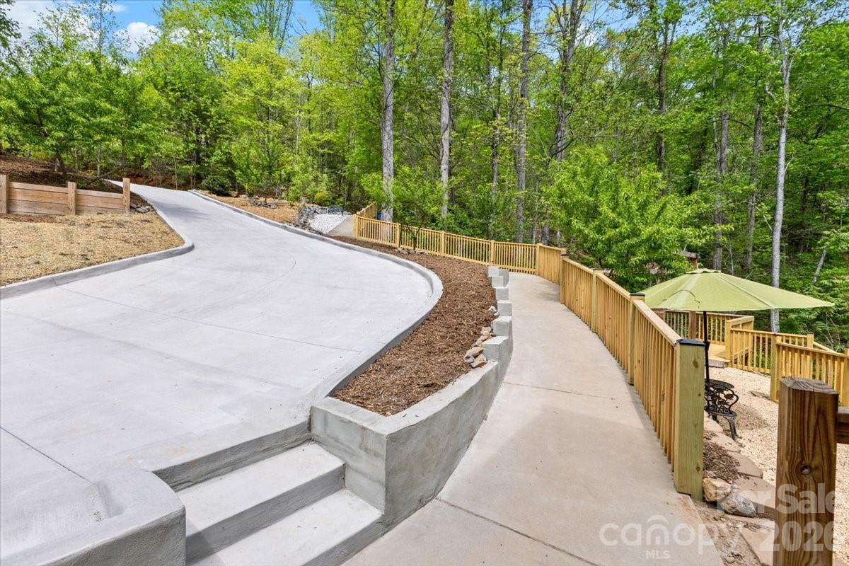 65 Leisure Lane — Swannanoa