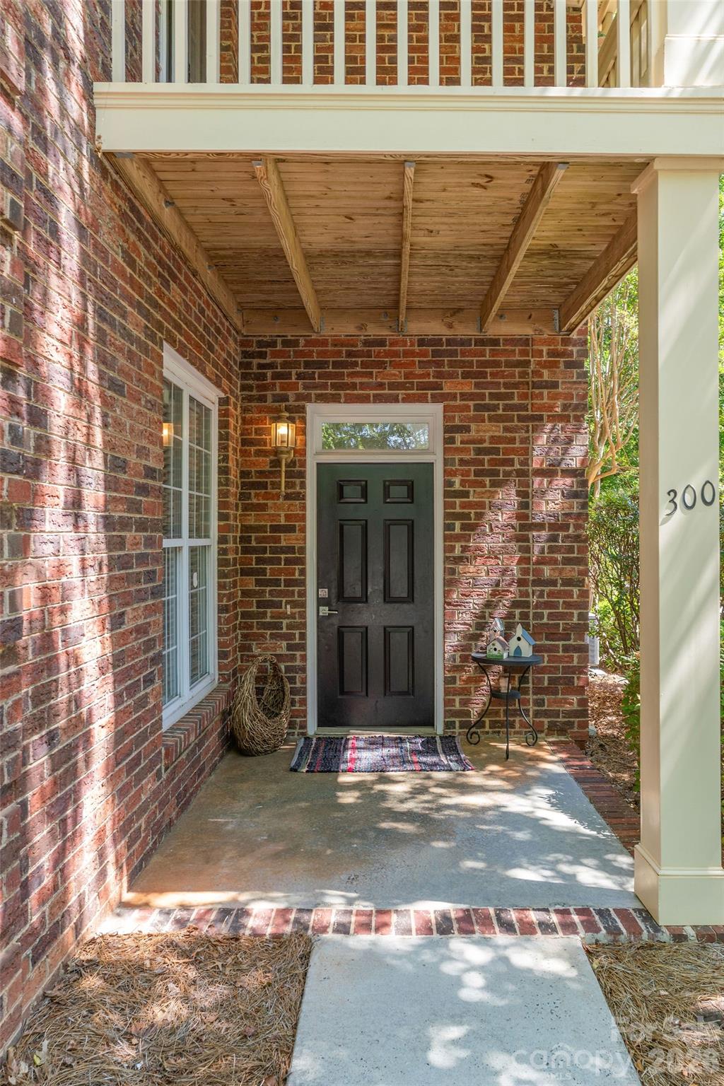 300 Armour Street — Davidson