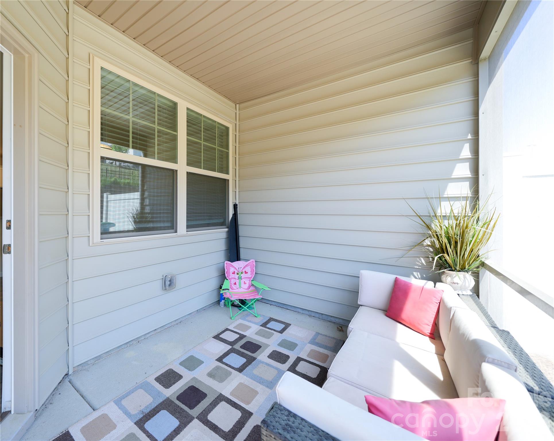 527 Common Raven Court — Fort Mill