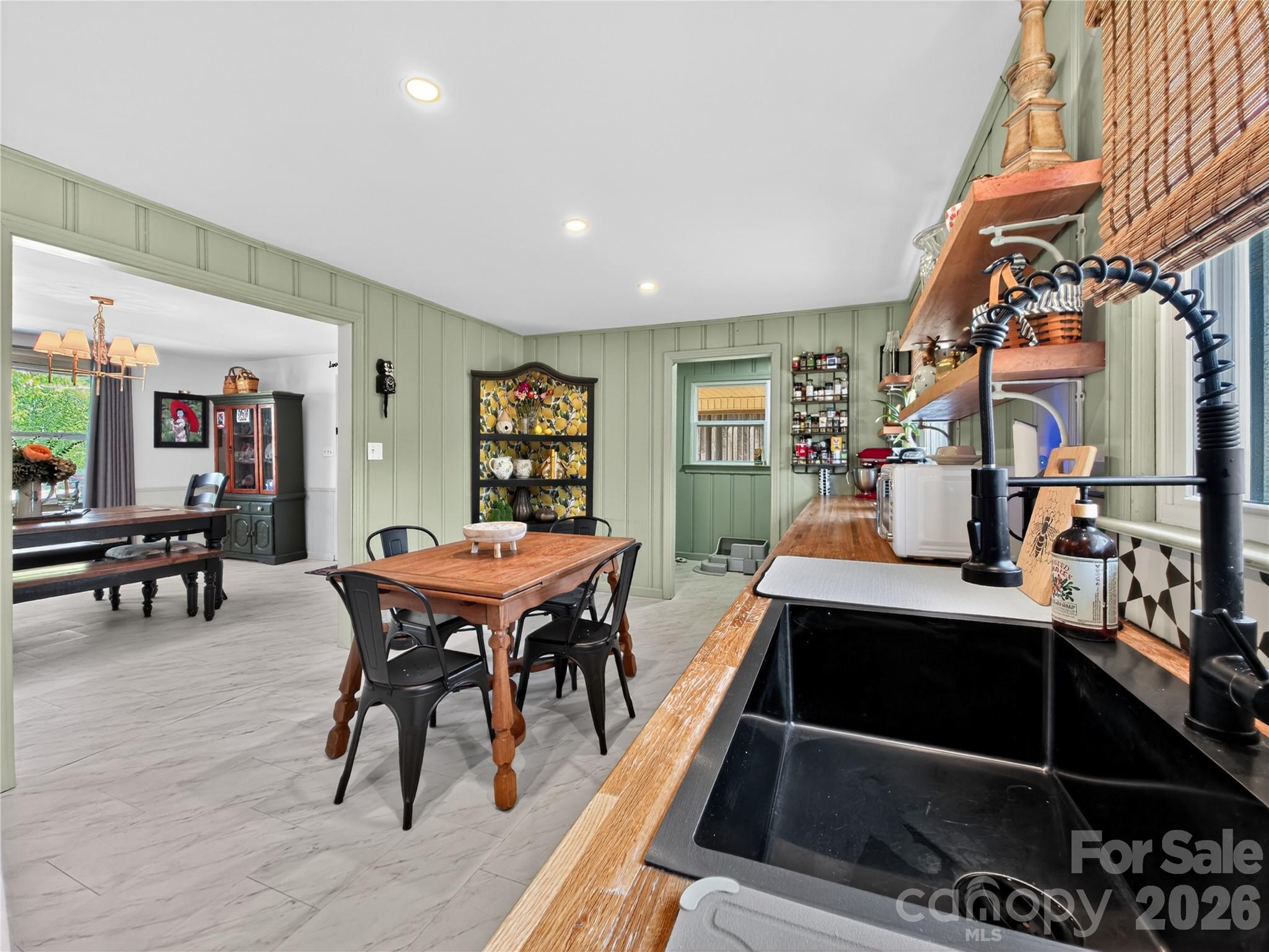 460 Boss Moore Road — Ellenboro
