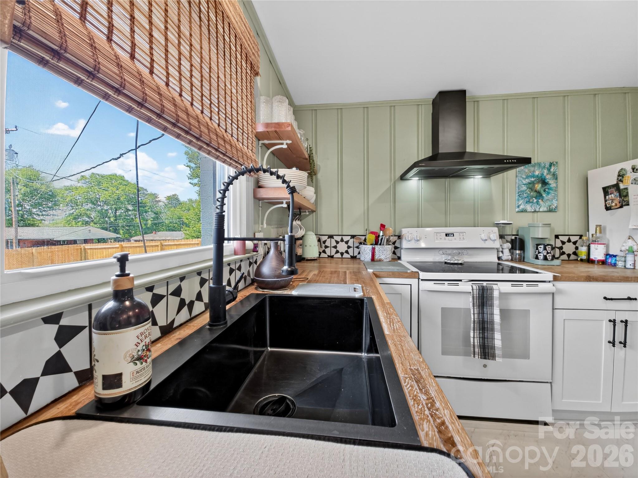 460 Boss Moore Road — Ellenboro