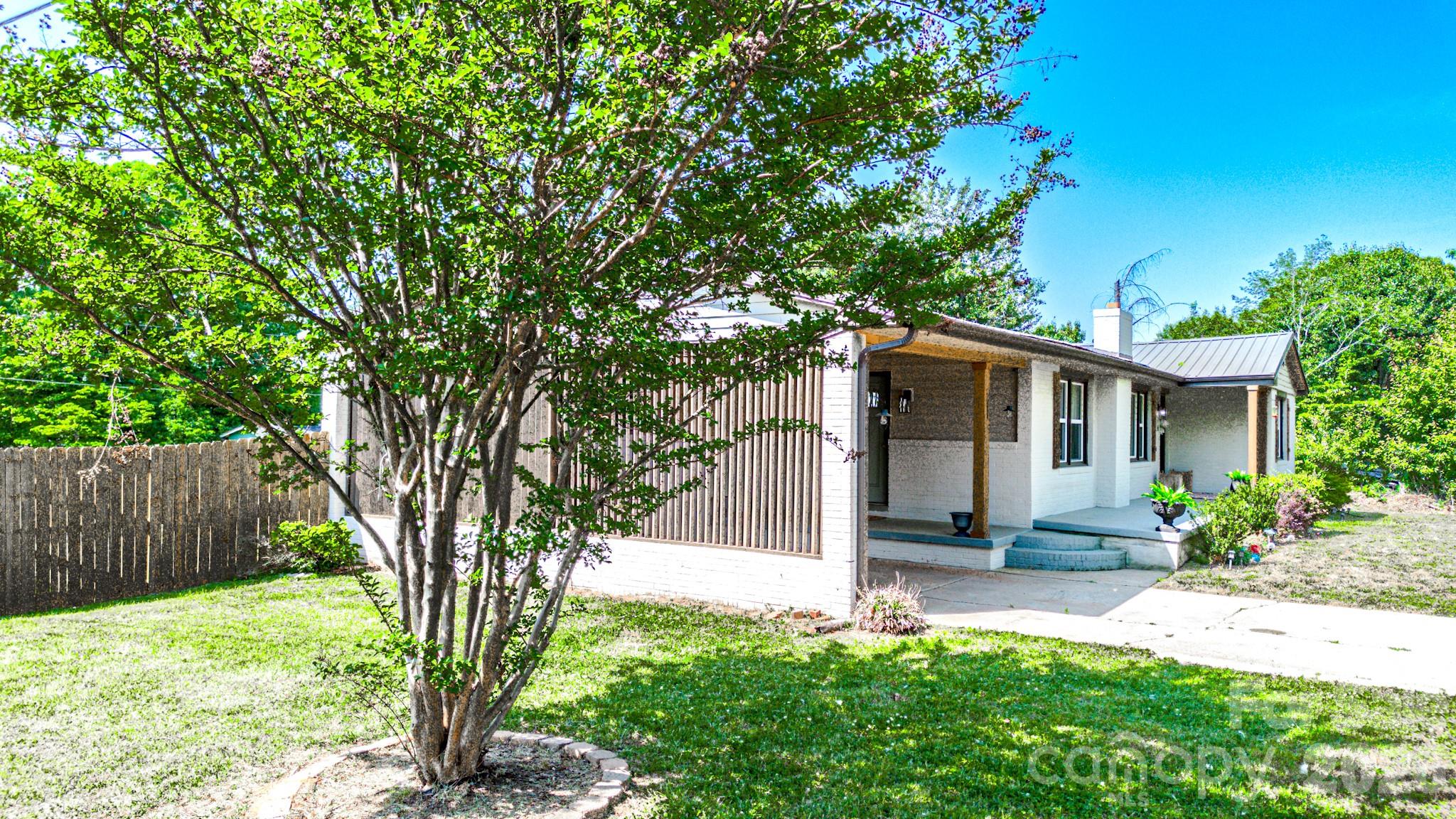 460 Boss Moore Road — Ellenboro