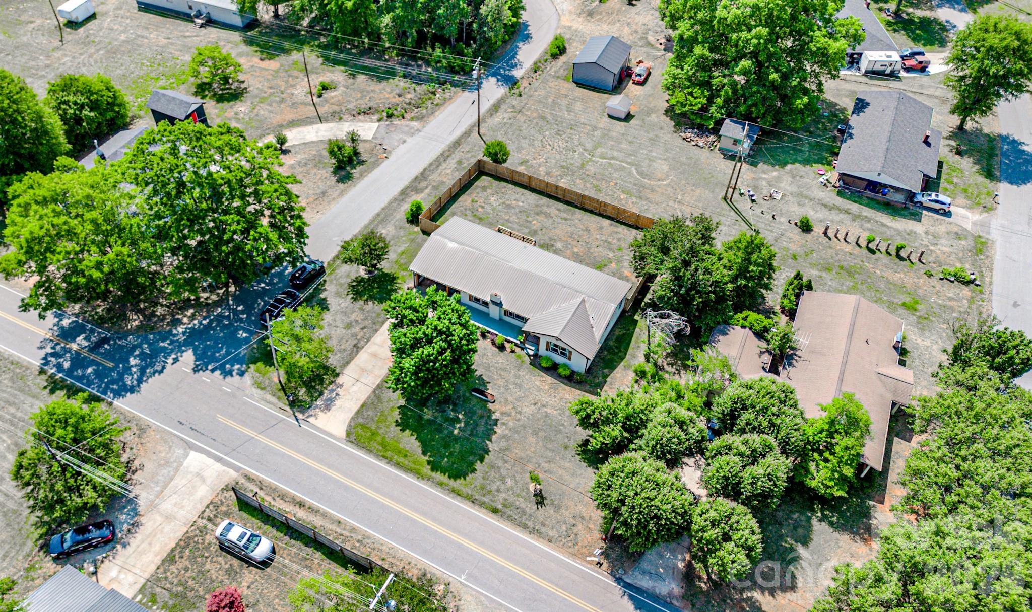 460 Boss Moore Road — Ellenboro