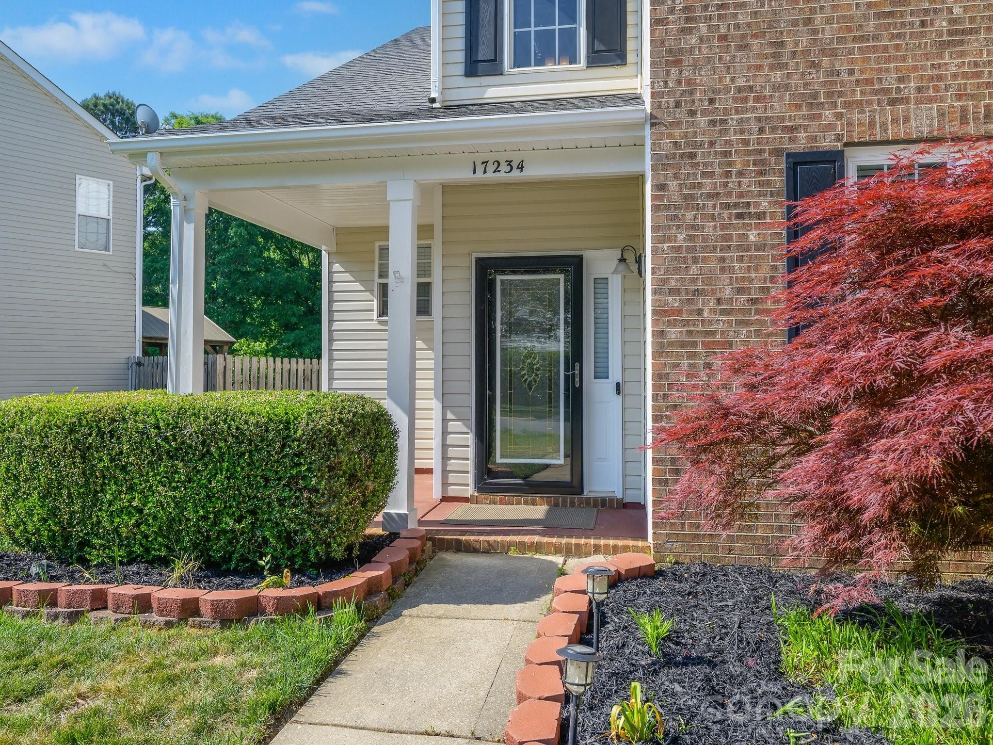17234 Cambridge Woods Court — Charlotte