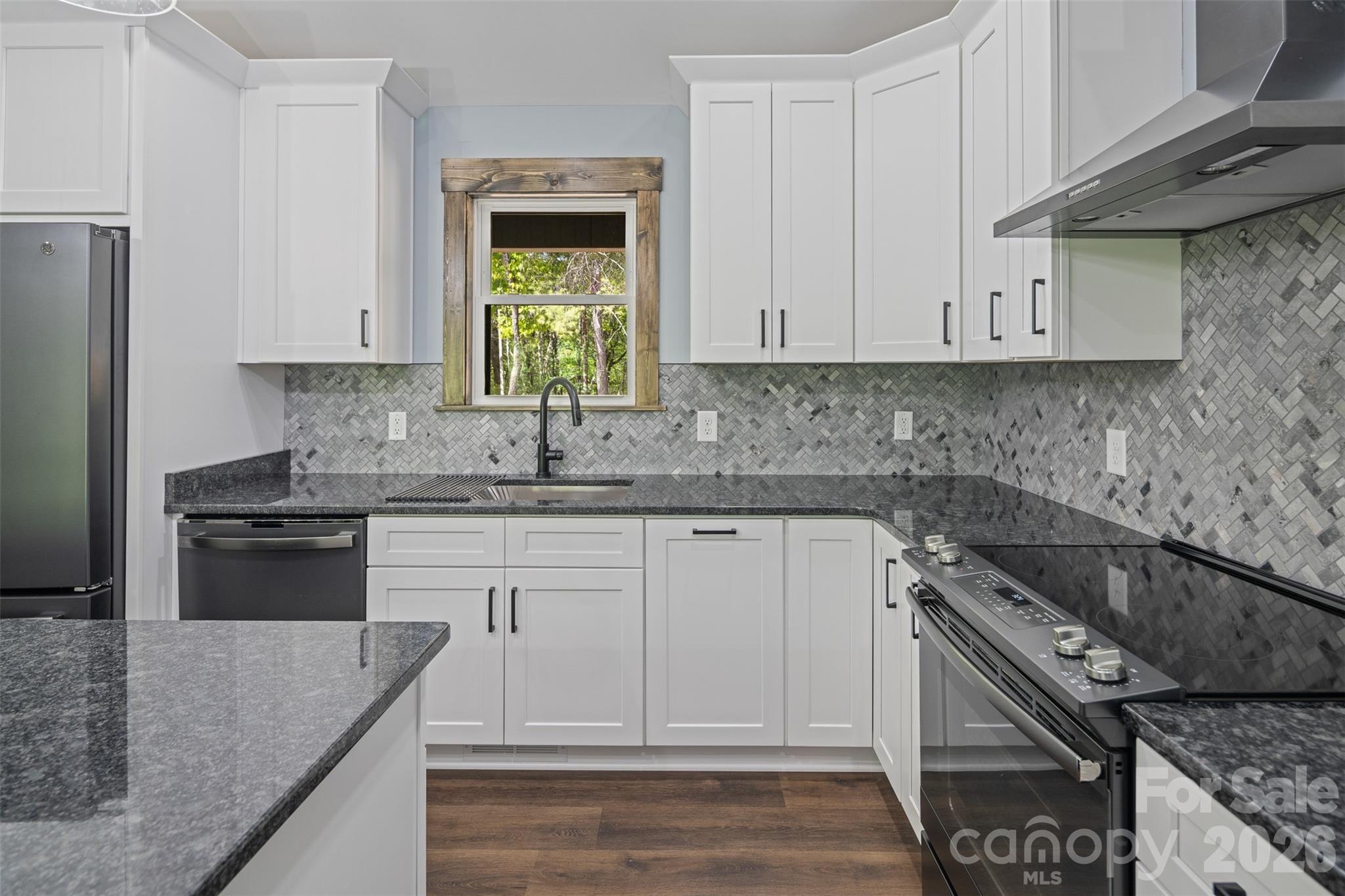 115 Pine Burr Drive — Purlear
