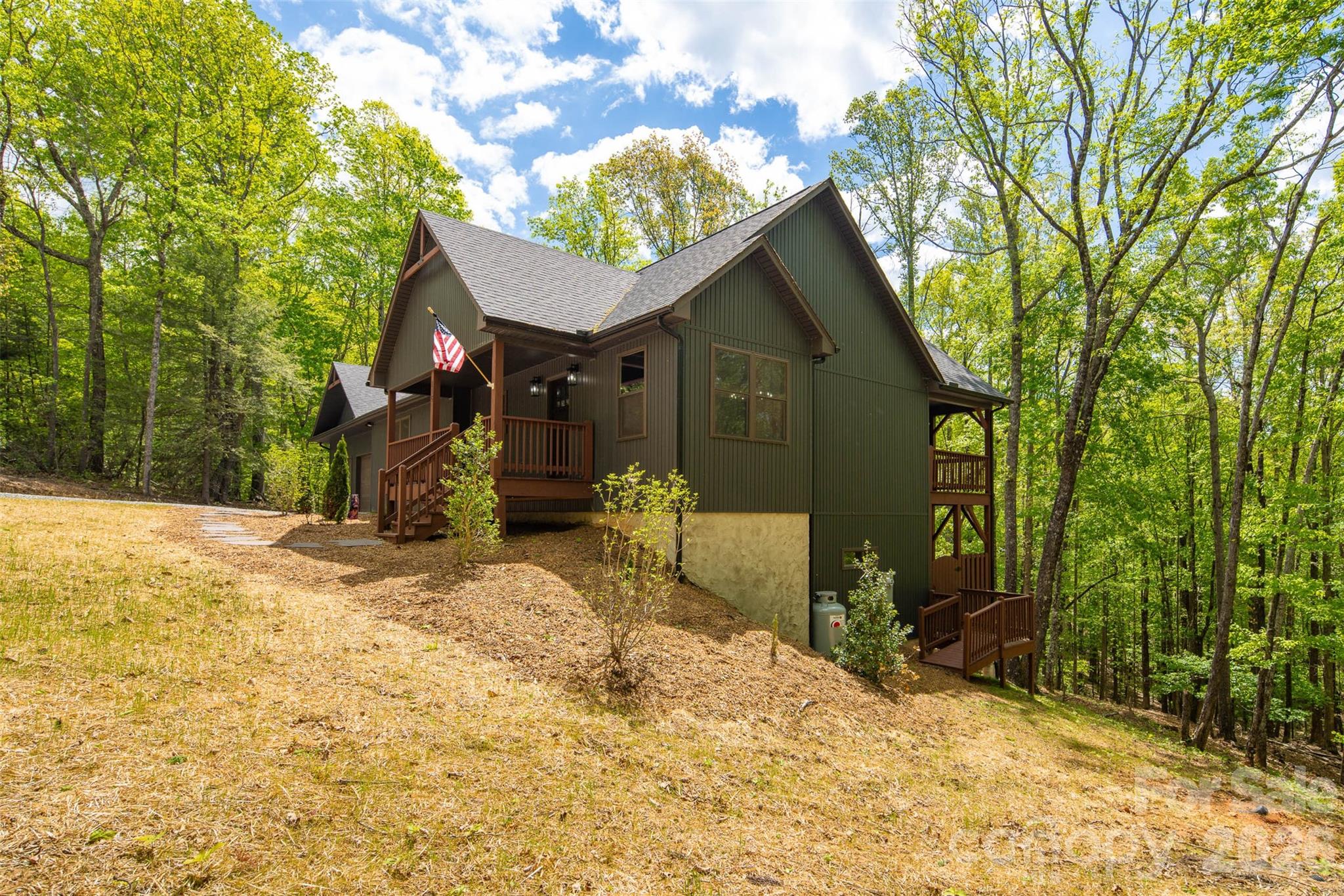 115 Pine Burr Drive — Purlear