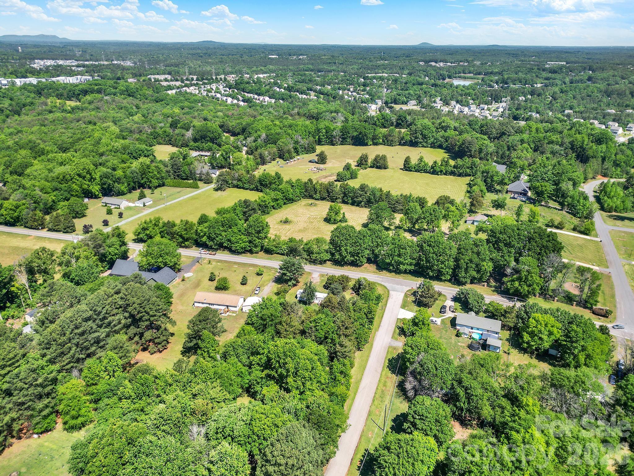 6067 Lake Wylie Road — Lake Wylie