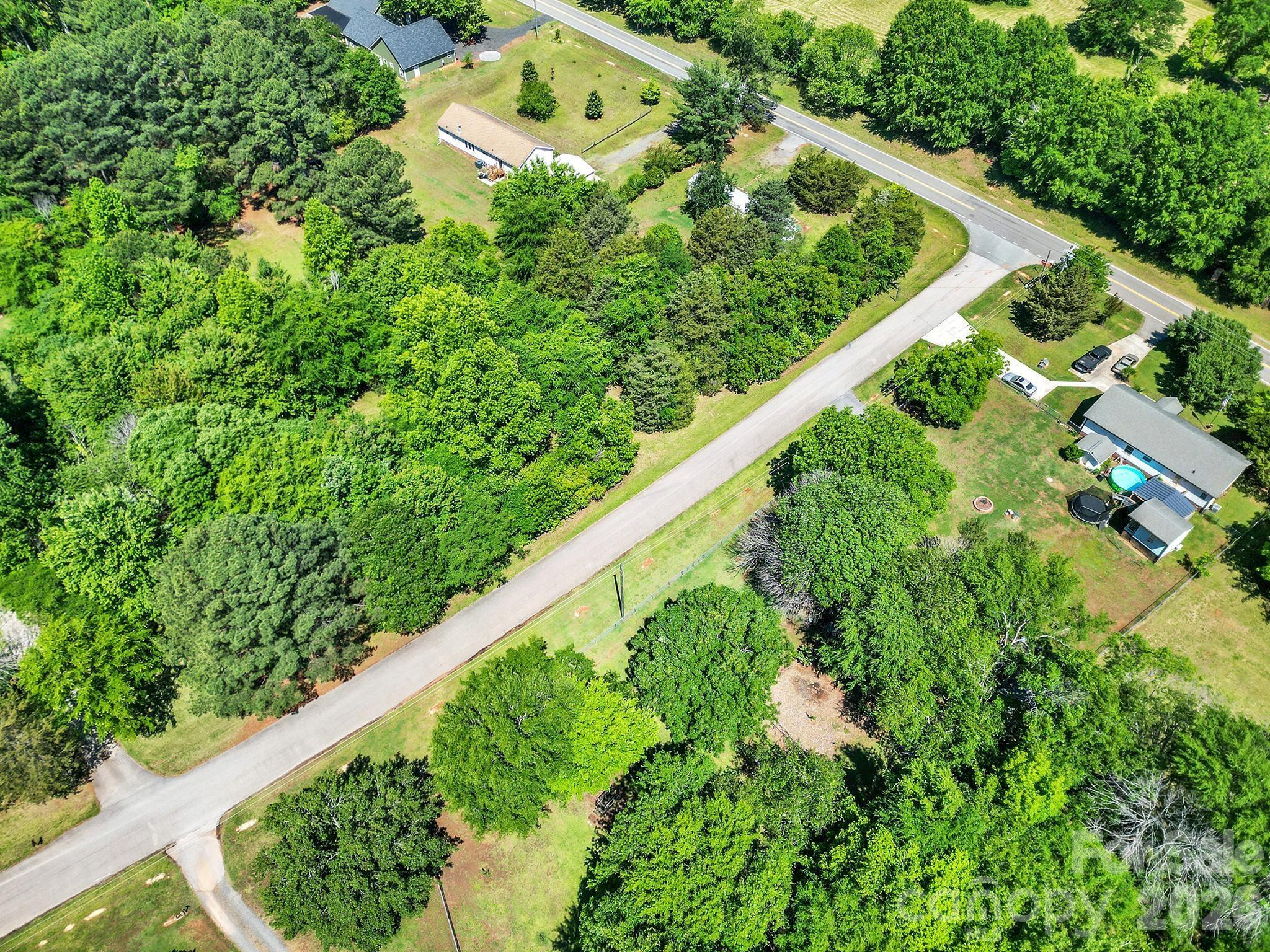 6067 Lake Wylie Road — Lake Wylie