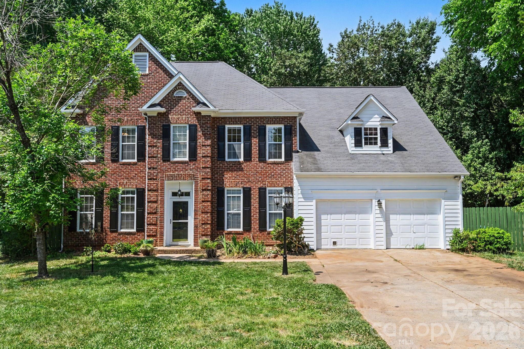 6900 Beamish Place — Mint Hill