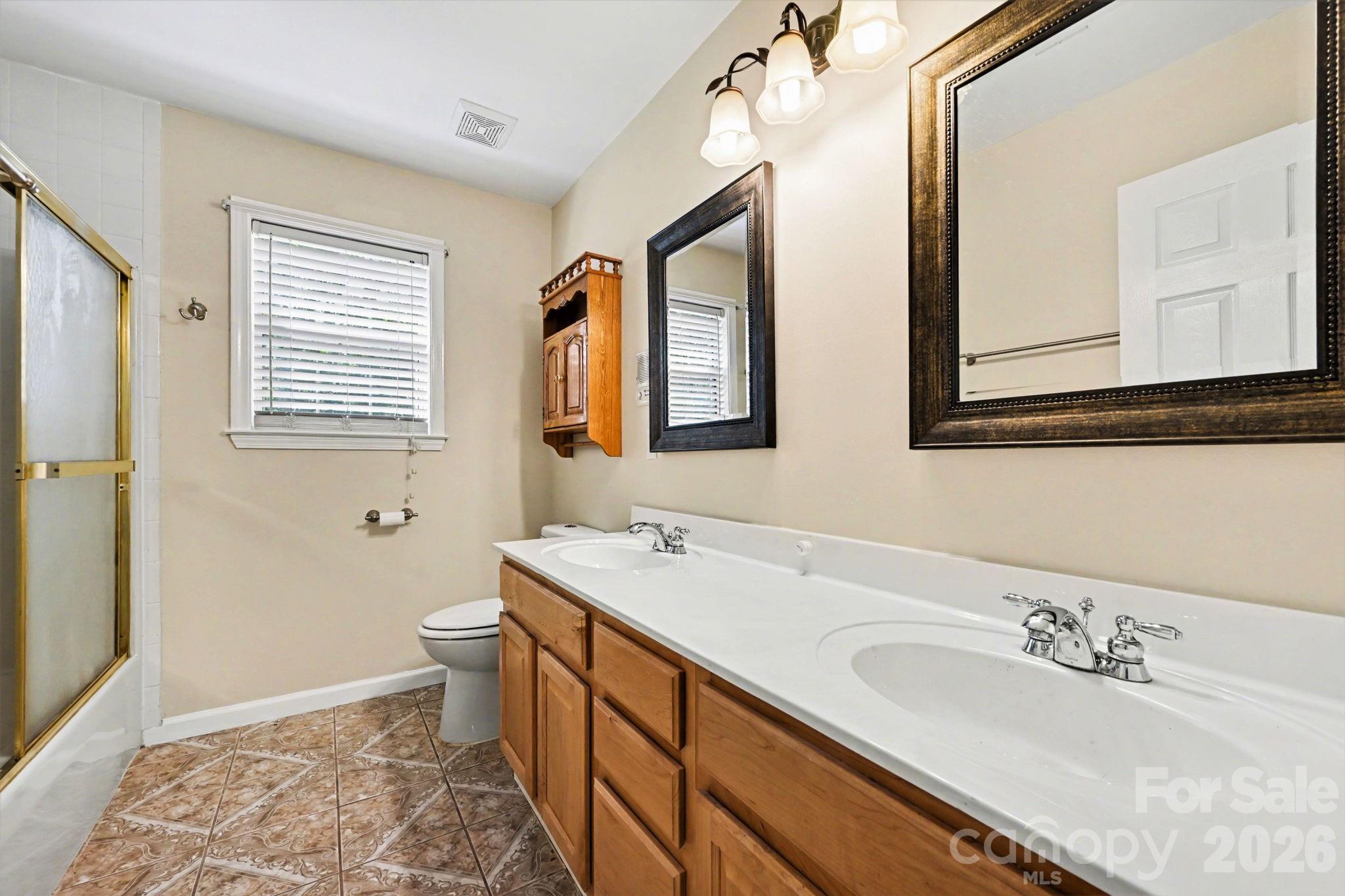 6900 Beamish Place — Mint Hill