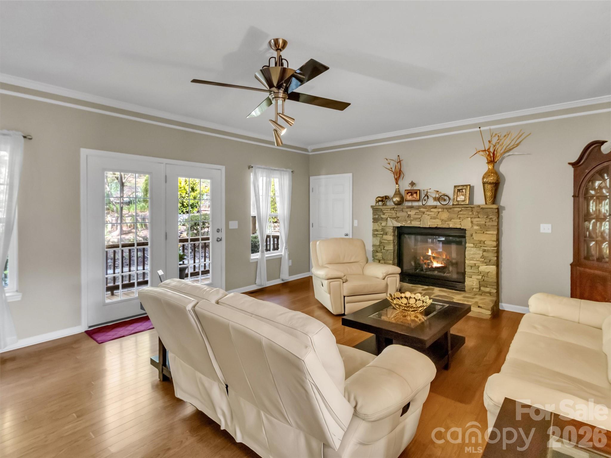 237 Midway Crossing — Clyde