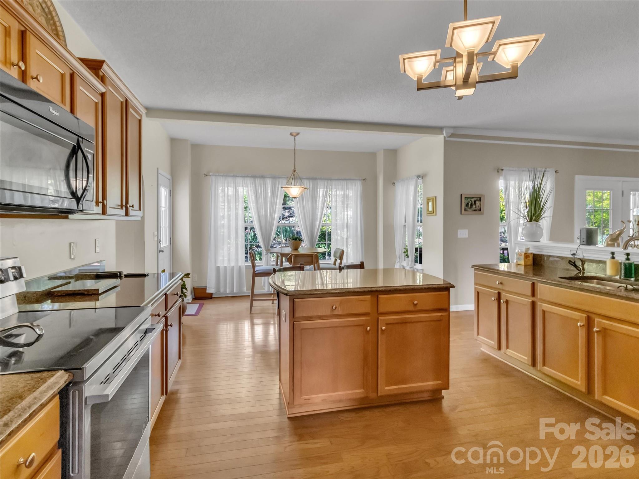 237 Midway Crossing — Clyde