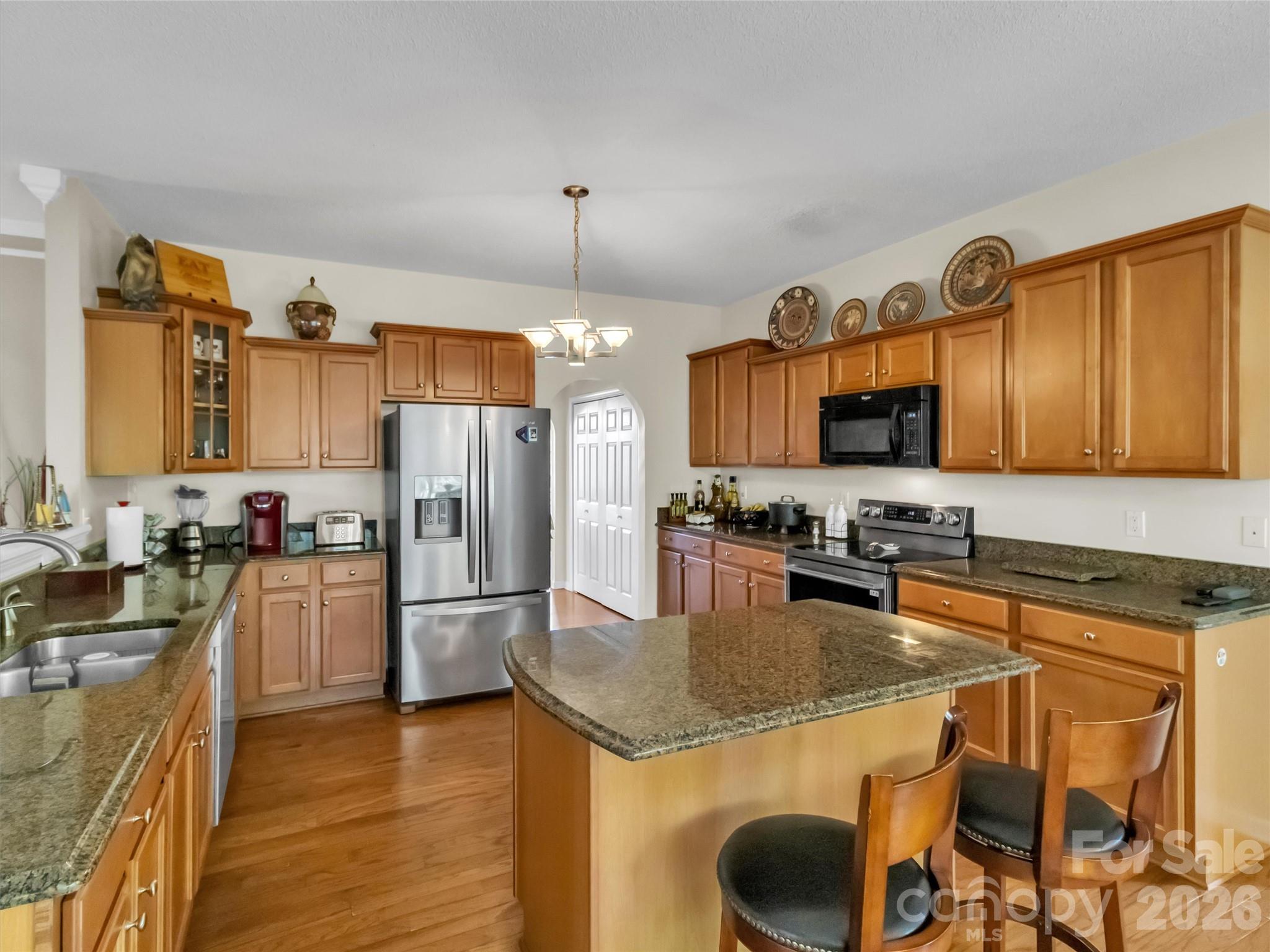 237 Midway Crossing — Clyde