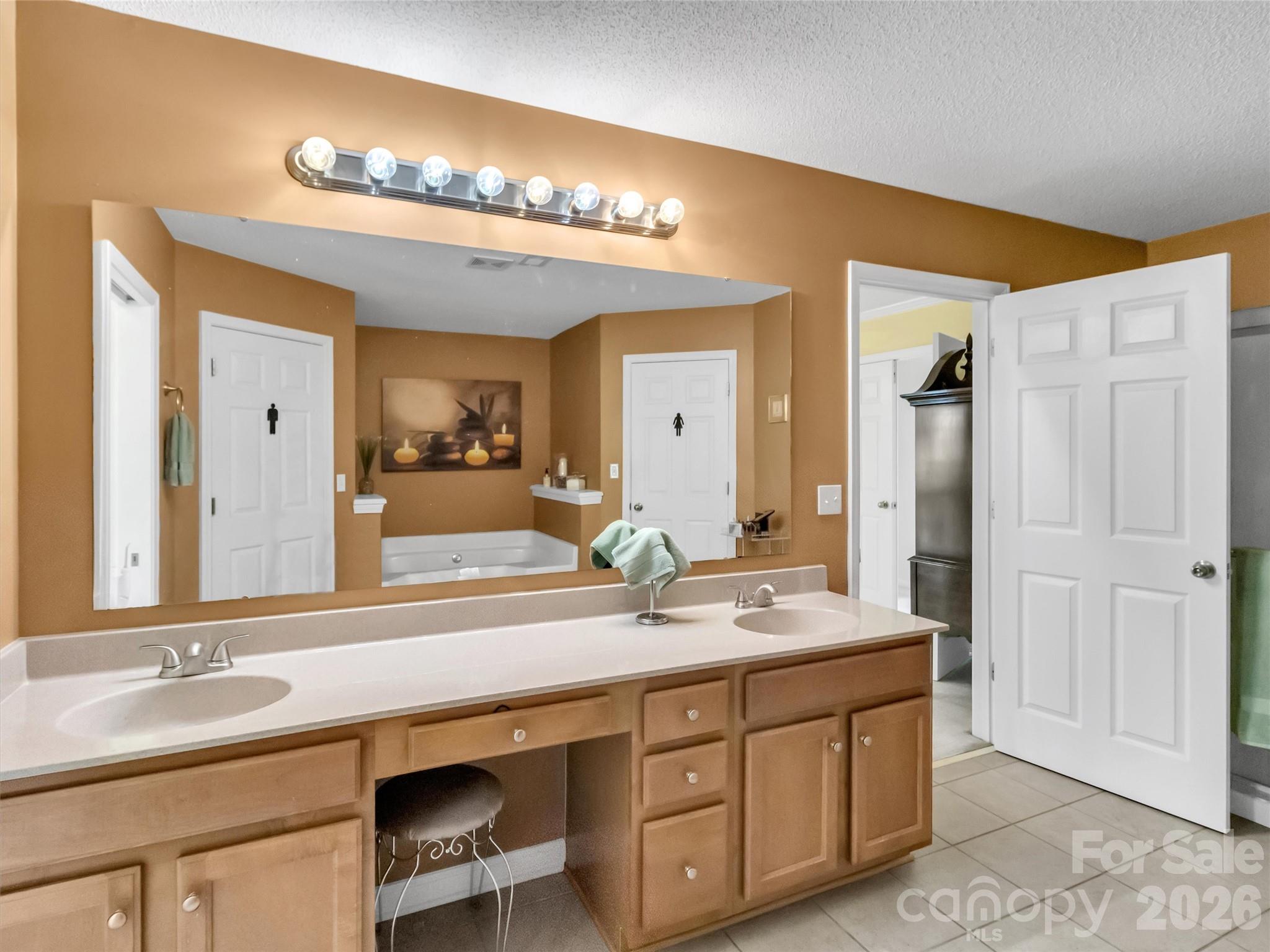 237 Midway Crossing — Clyde