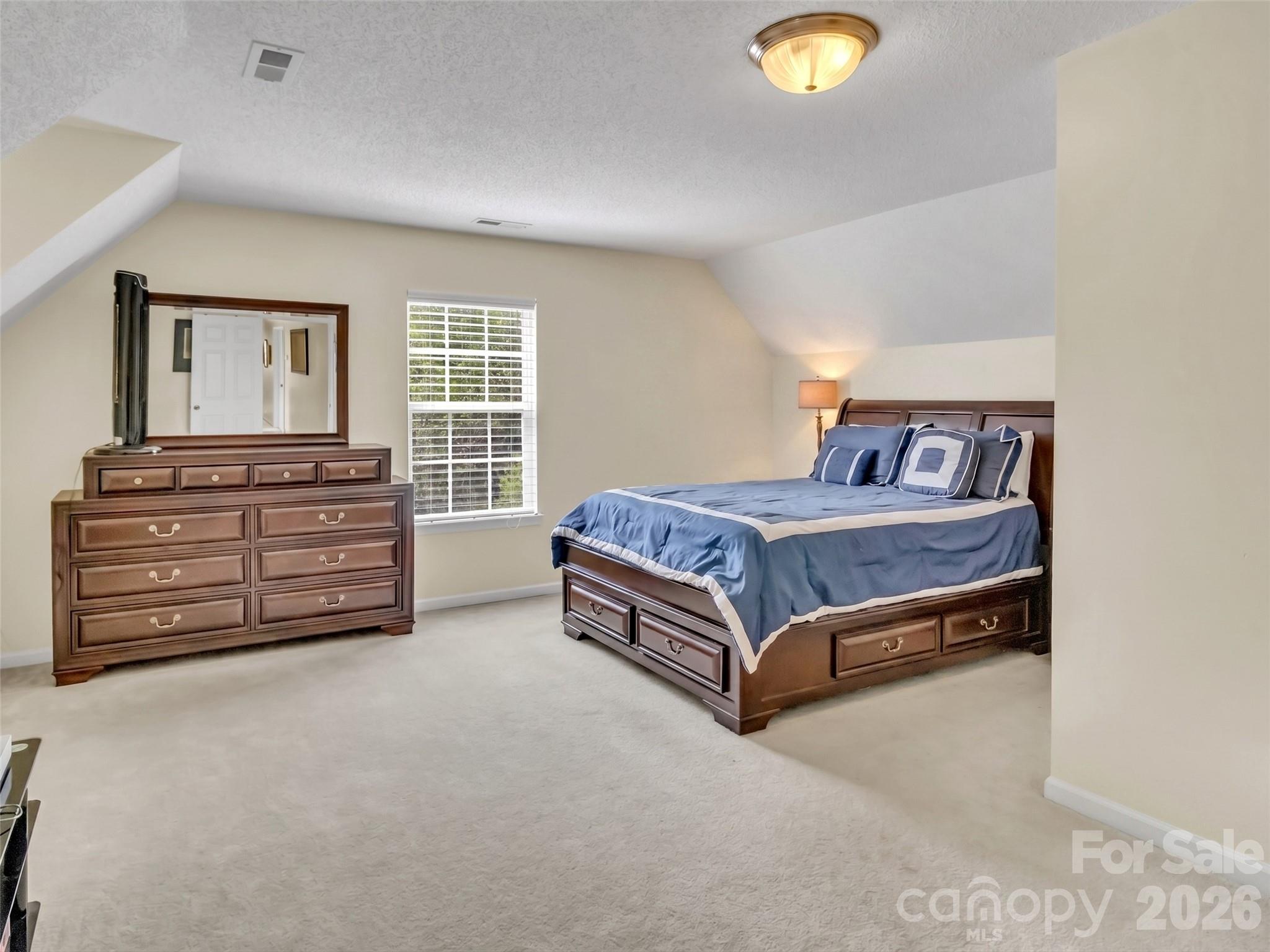 237 Midway Crossing — Clyde