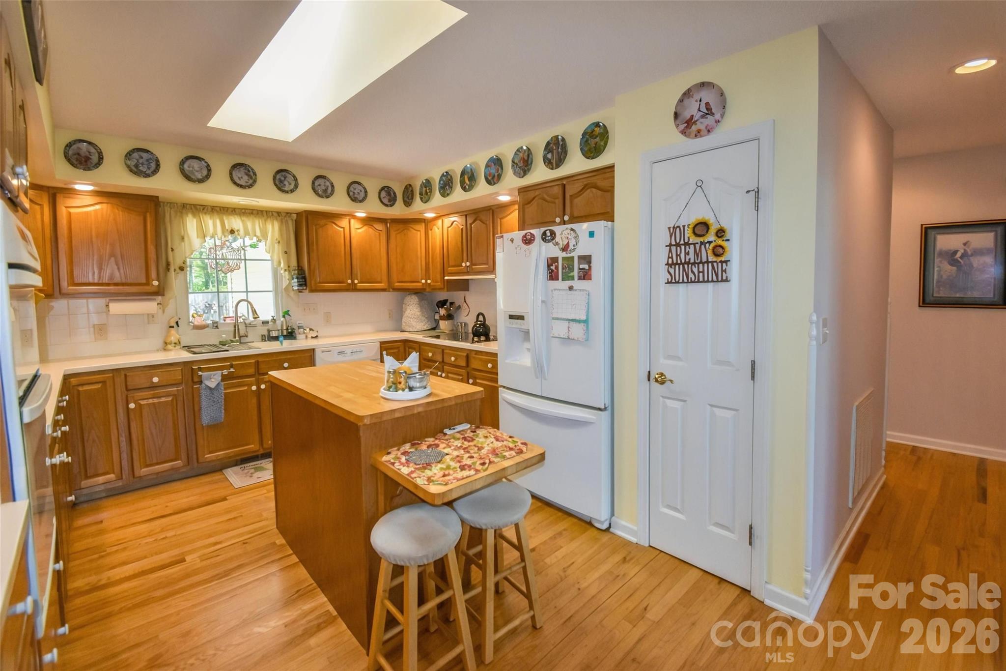 548 Thunder Road — Brevard