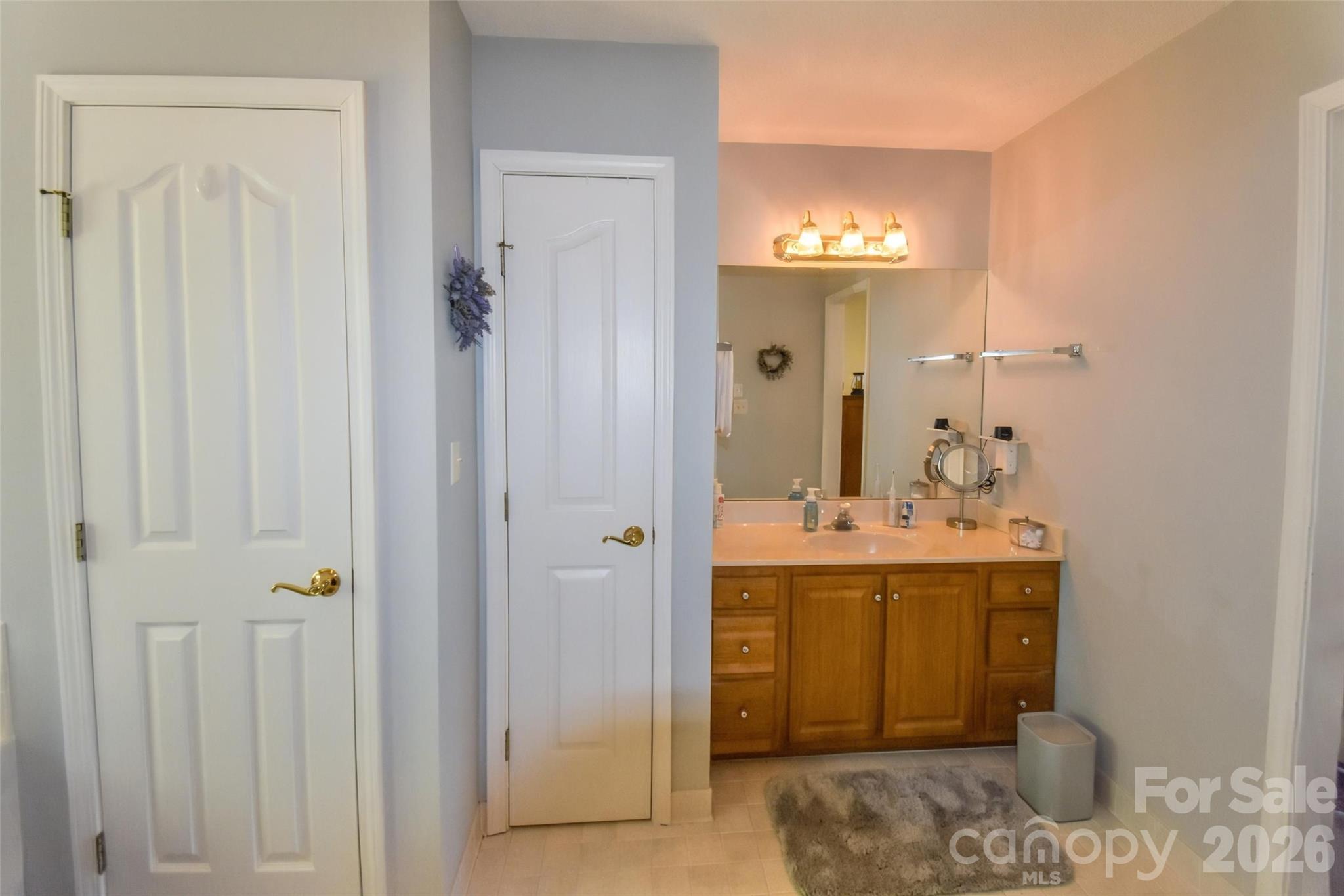 548 Thunder Road — Brevard