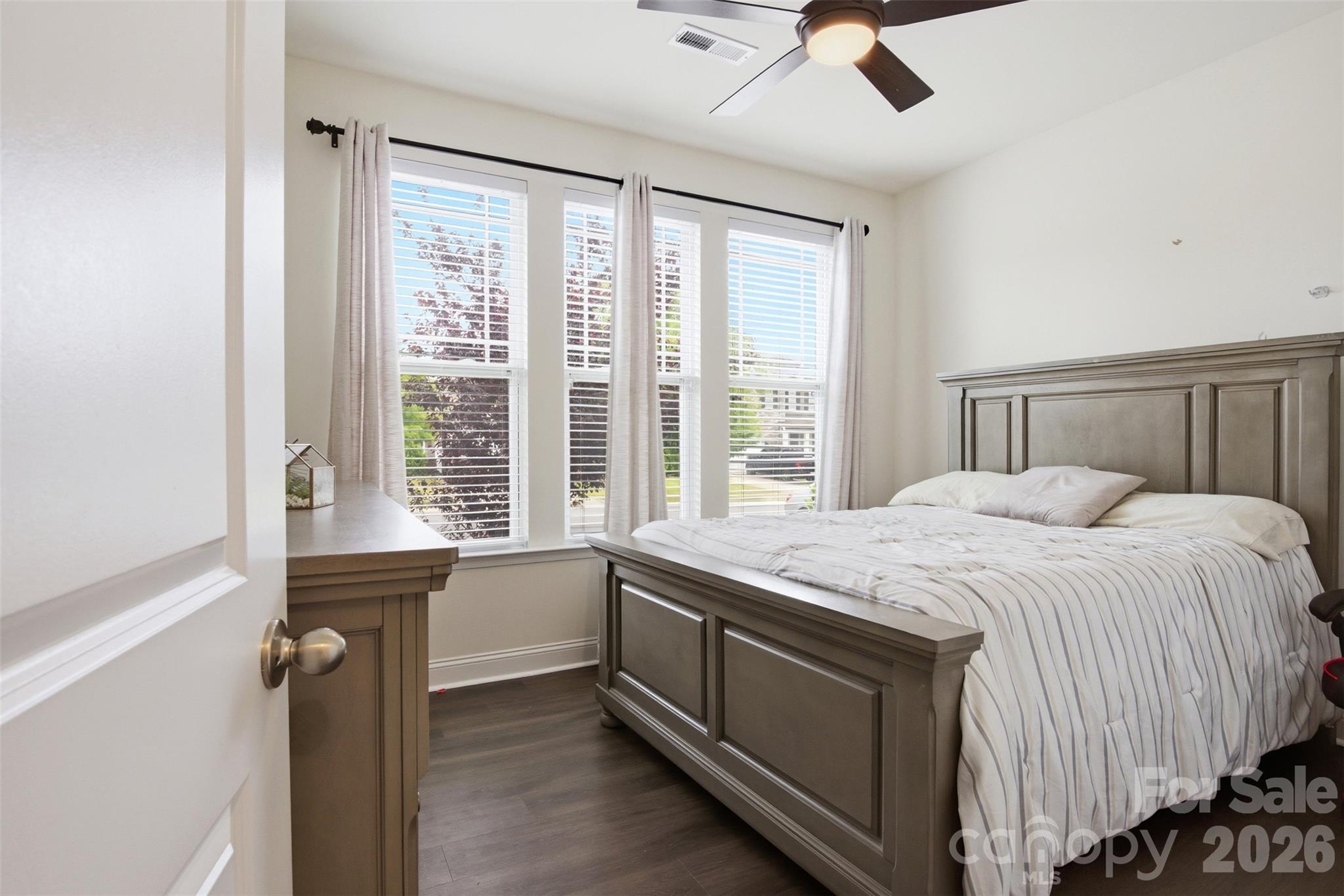 531 Red Wolf Lane — Clover