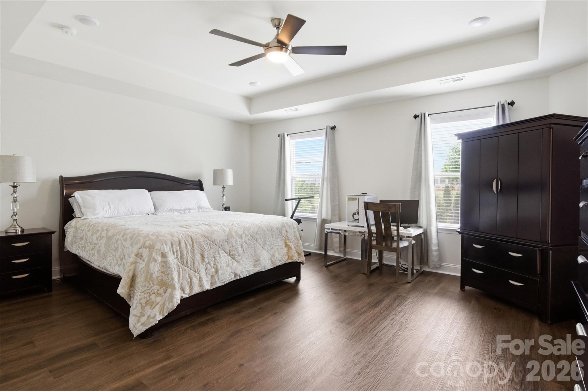 531 Red Wolf Lane — Clover