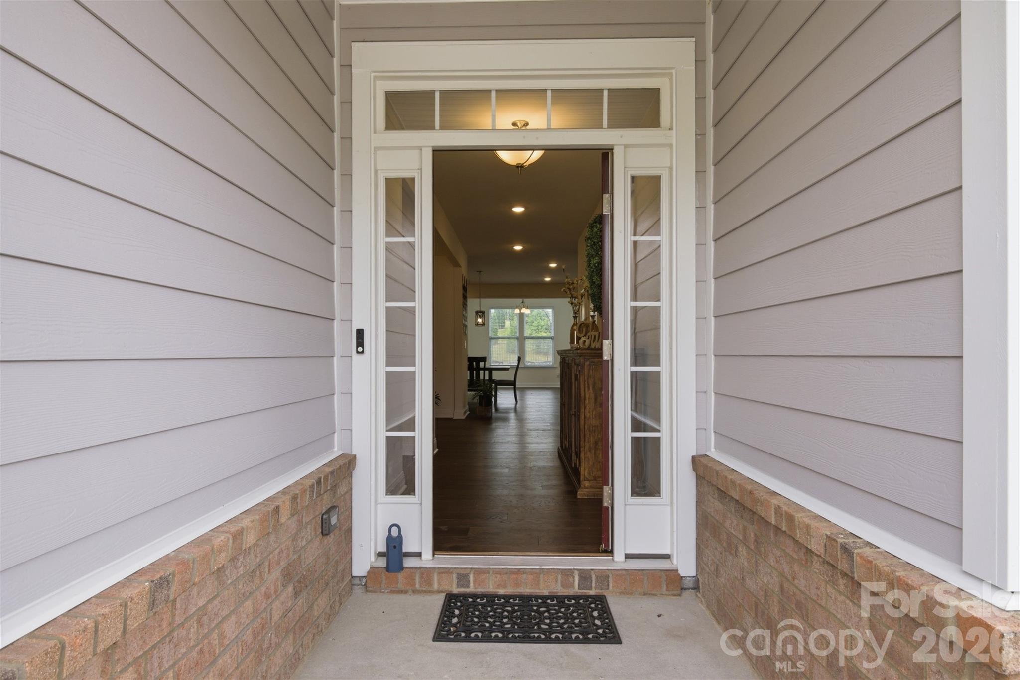 531 Red Wolf Lane — Clover