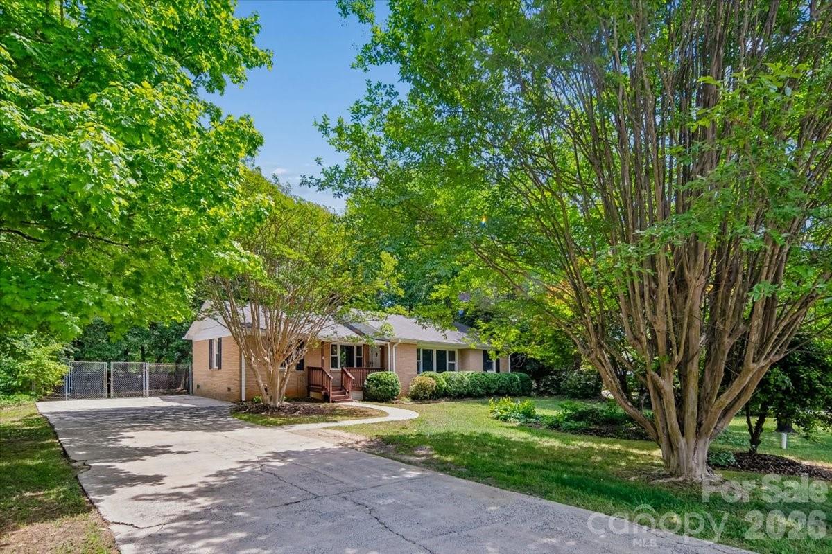 107 Fox Run Drive — Fort Mill