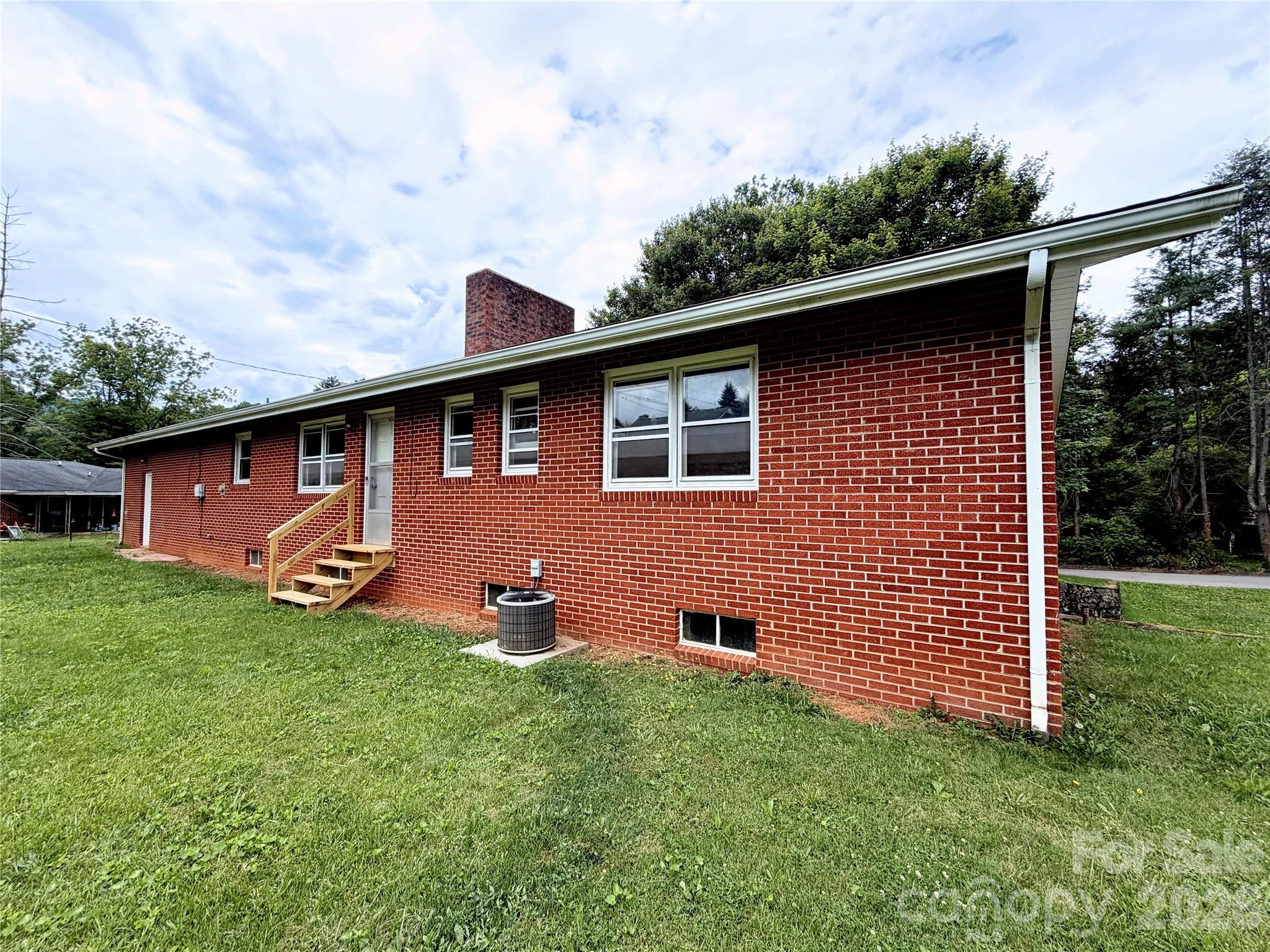 56 Henson Drive — Waynesville