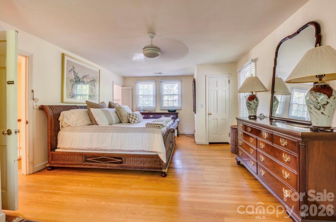 112 Kinwood Street — Morganton