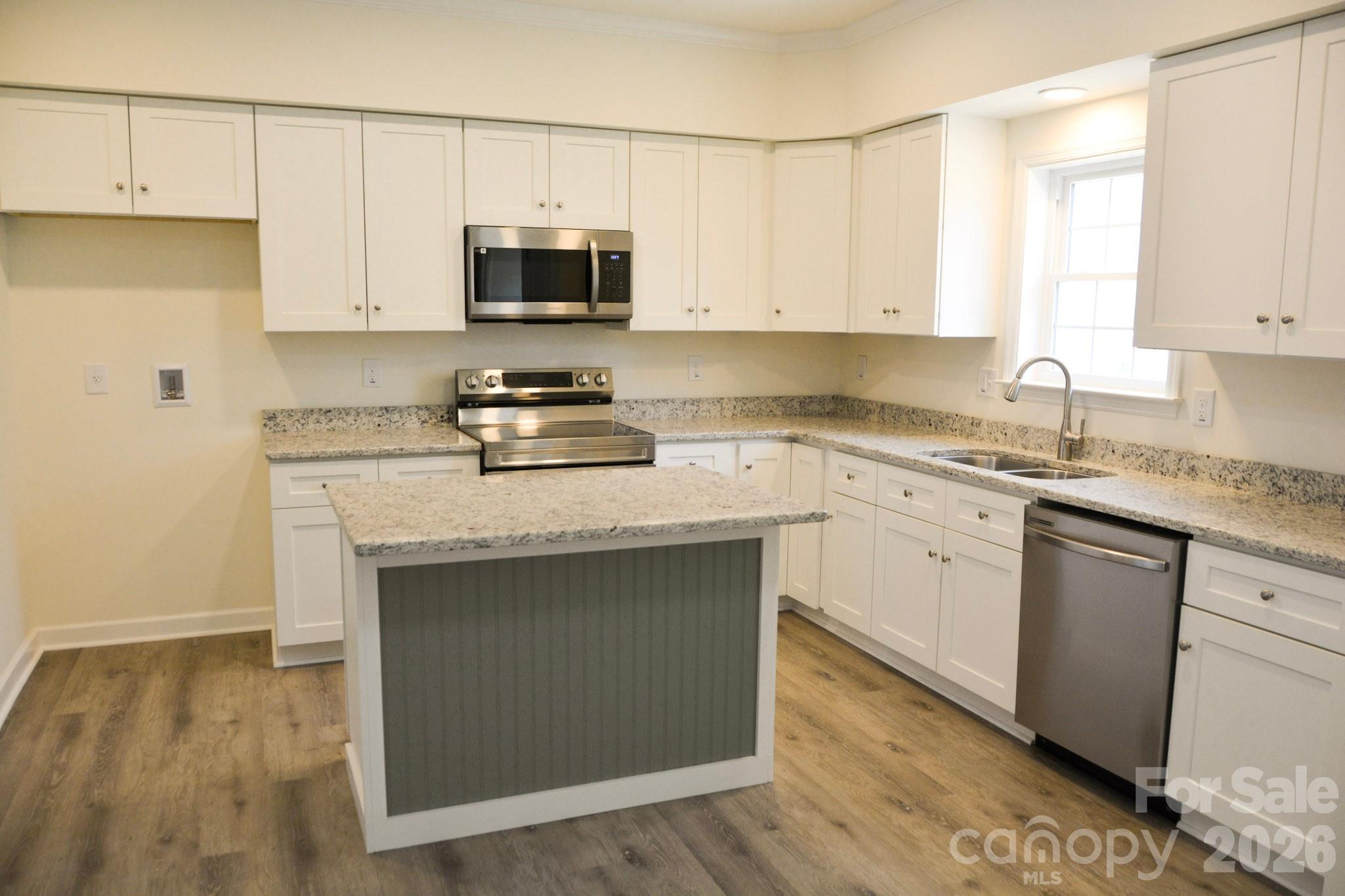 784 Bearwallow Mountain Road — Hendersonville