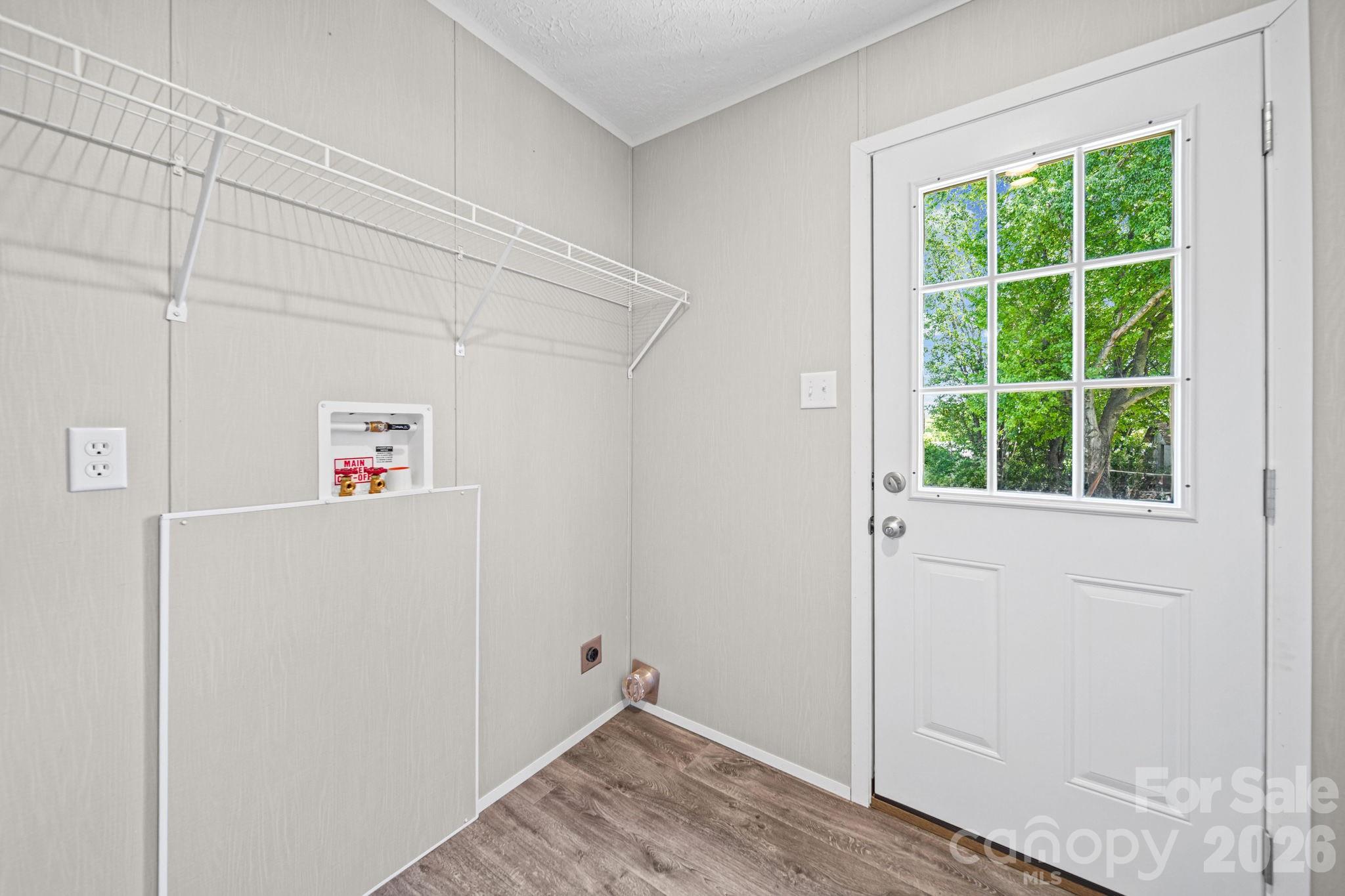 117 Whites Mill Road — Statesville