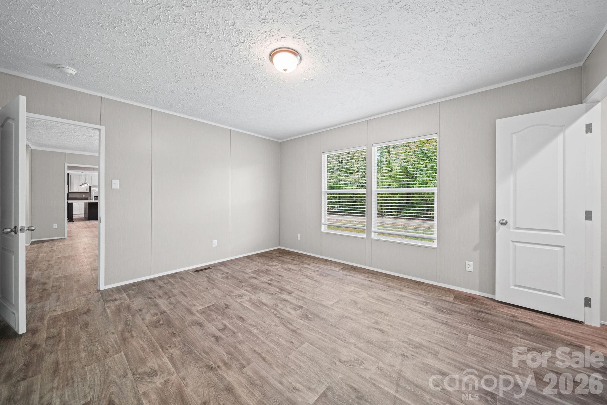 117 Whites Mill Road — Statesville