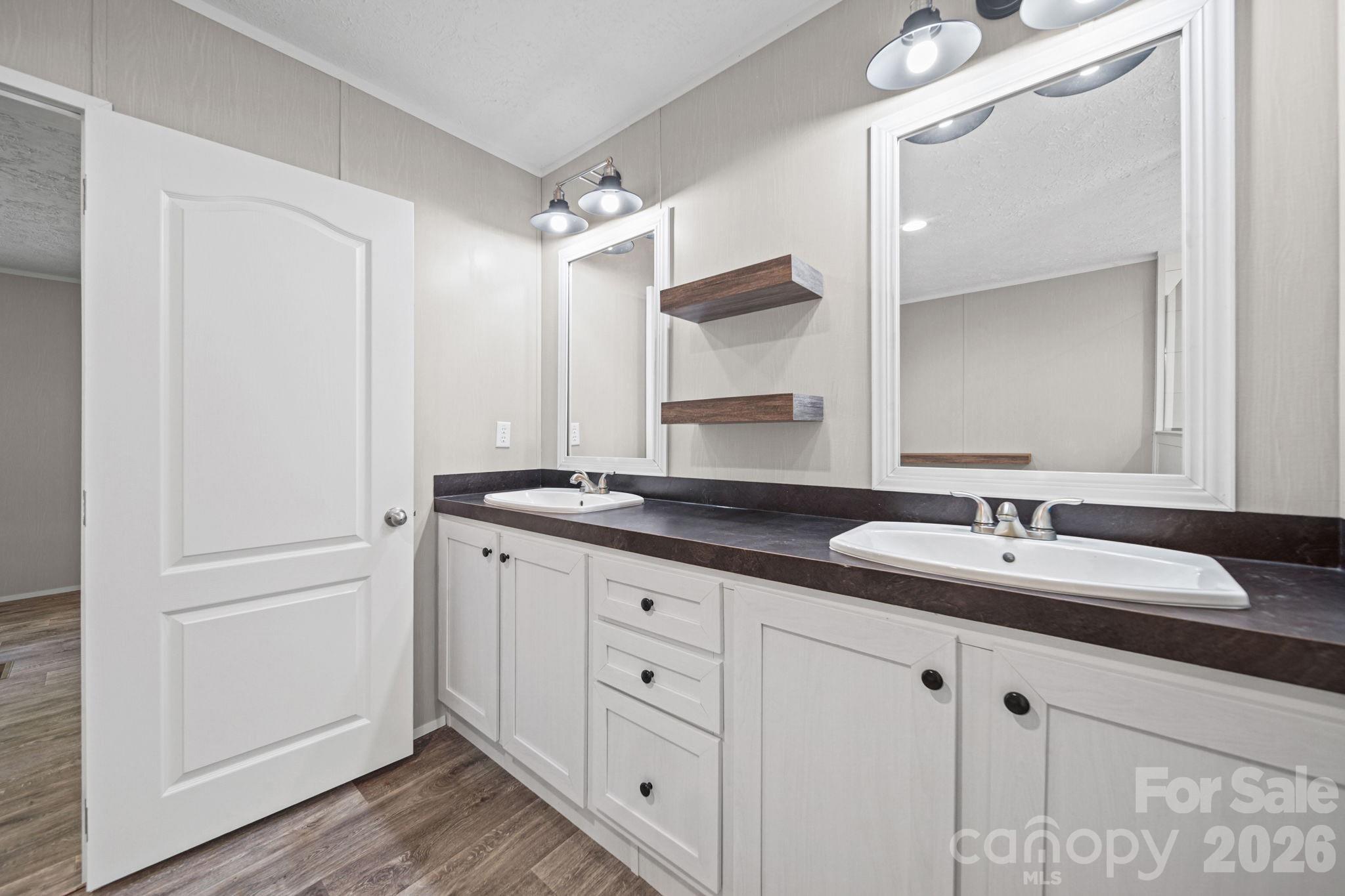 117 Whites Mill Road — Statesville