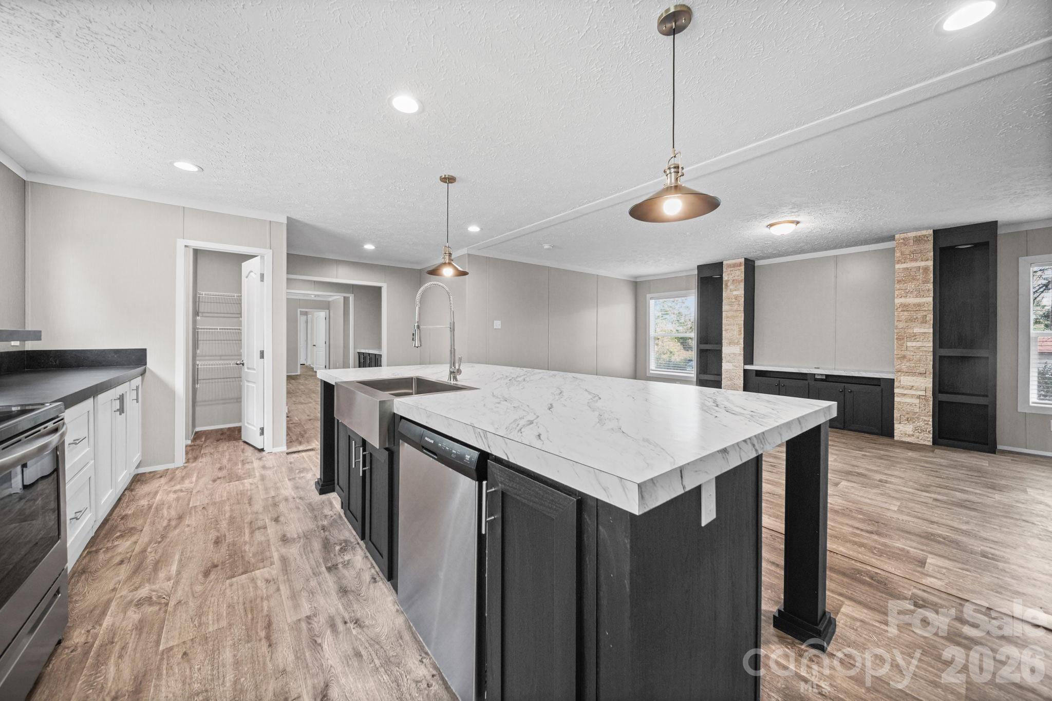 117 Whites Mill Road — Statesville