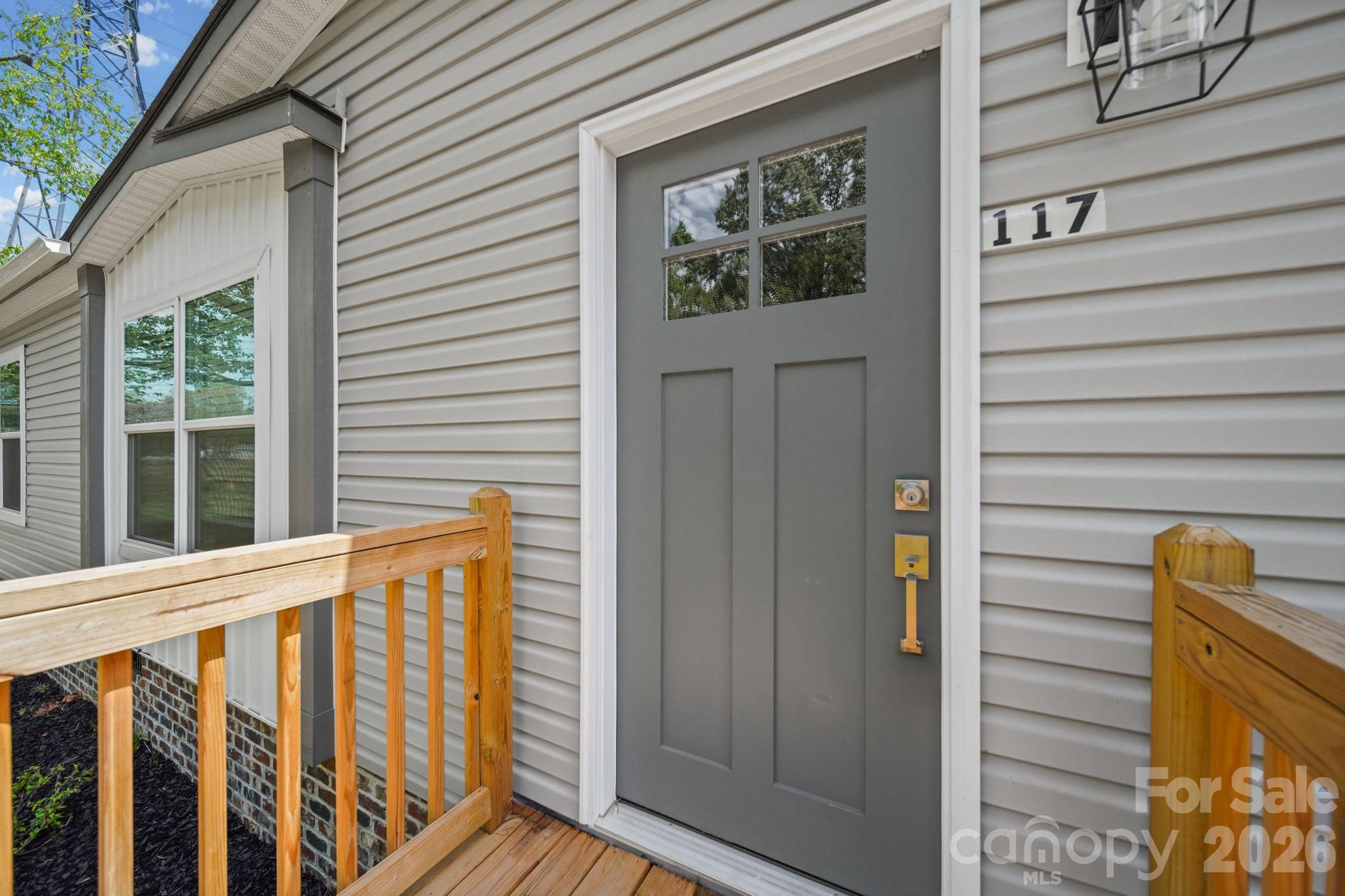 117 Whites Mill Road — Statesville