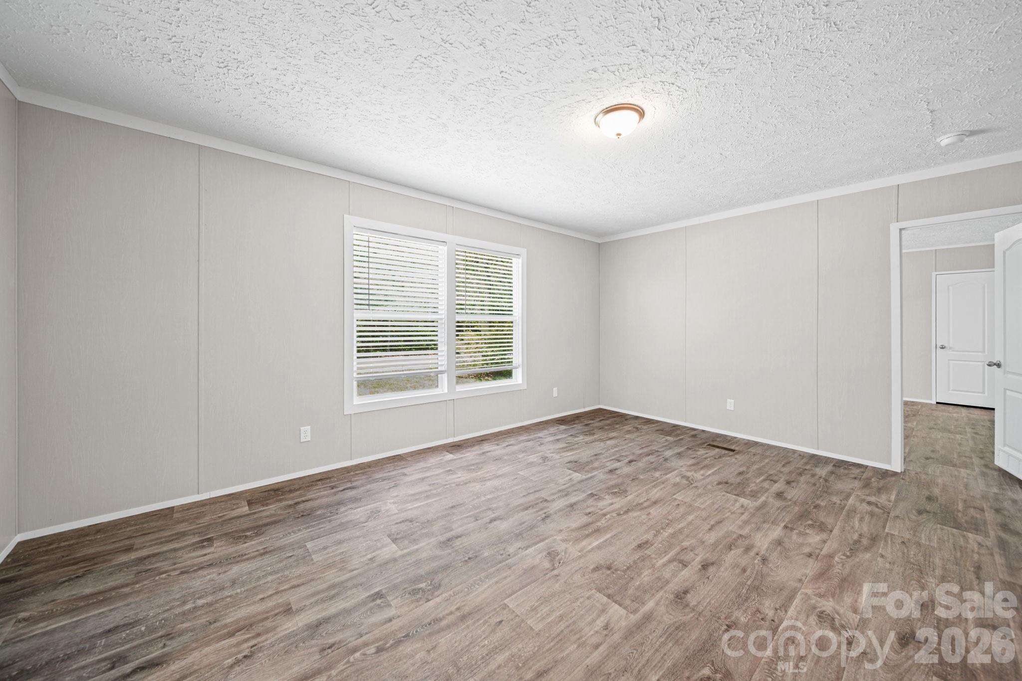 117 Whites Mill Road — Statesville