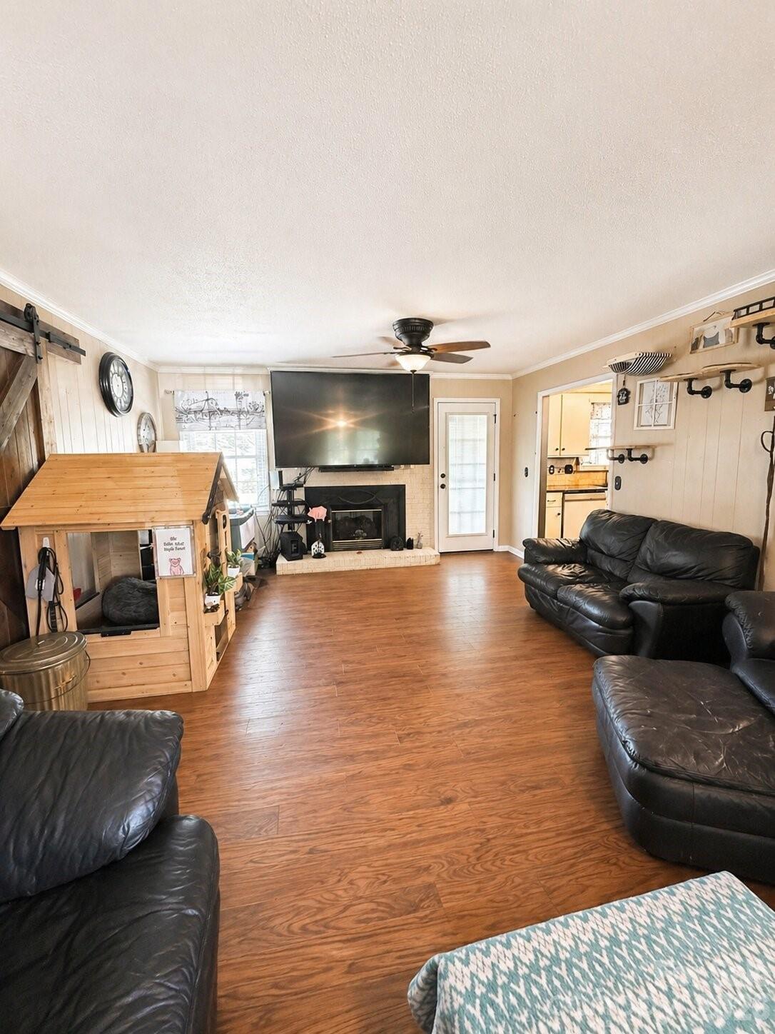 608 Cedar Drive — Dallas