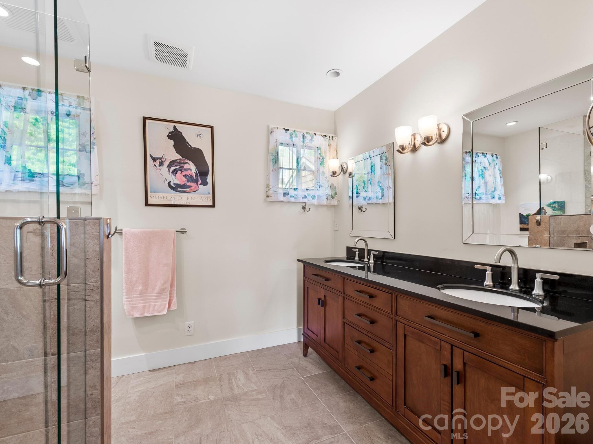 84 Arthur Road — Asheville